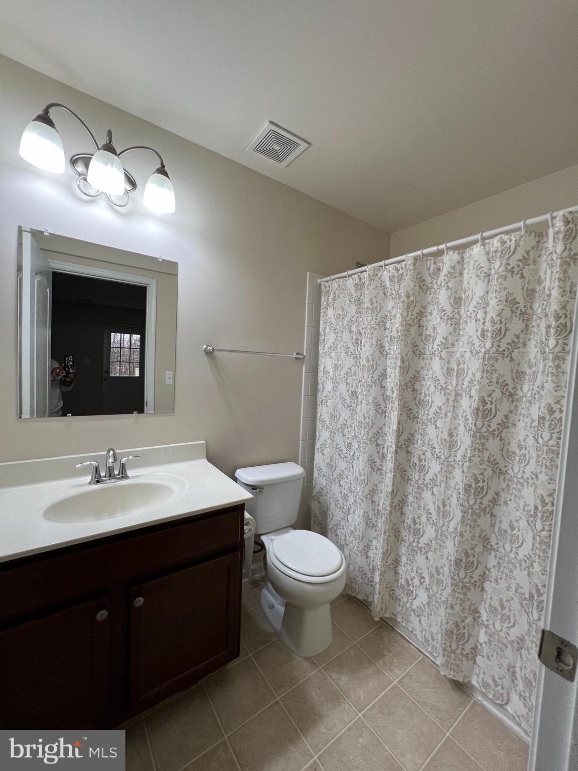 TANYARD SPRINGS - Residential