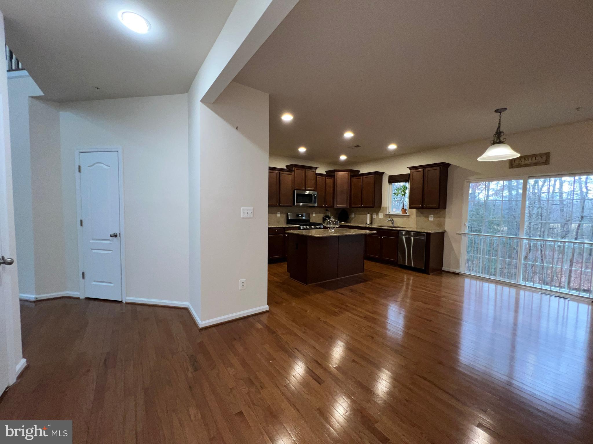 TANYARD SPRINGS - Residential