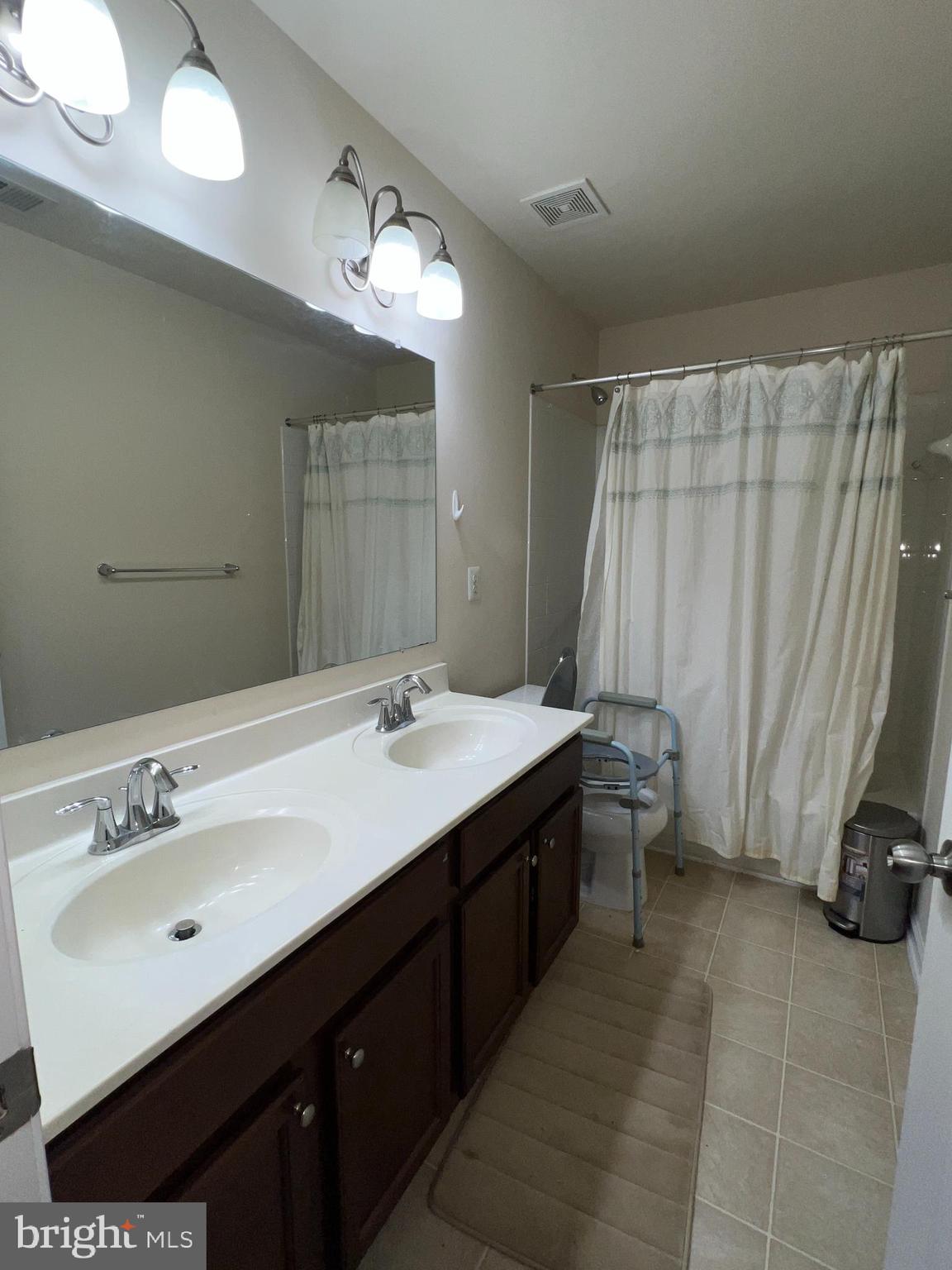 TANYARD SPRINGS - Residential