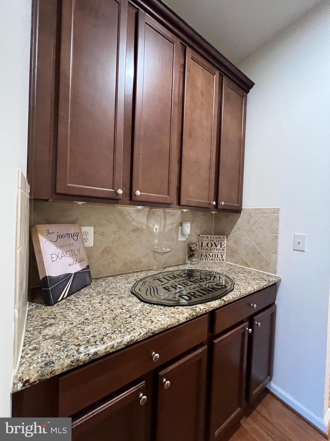 TANYARD SPRINGS - Residential