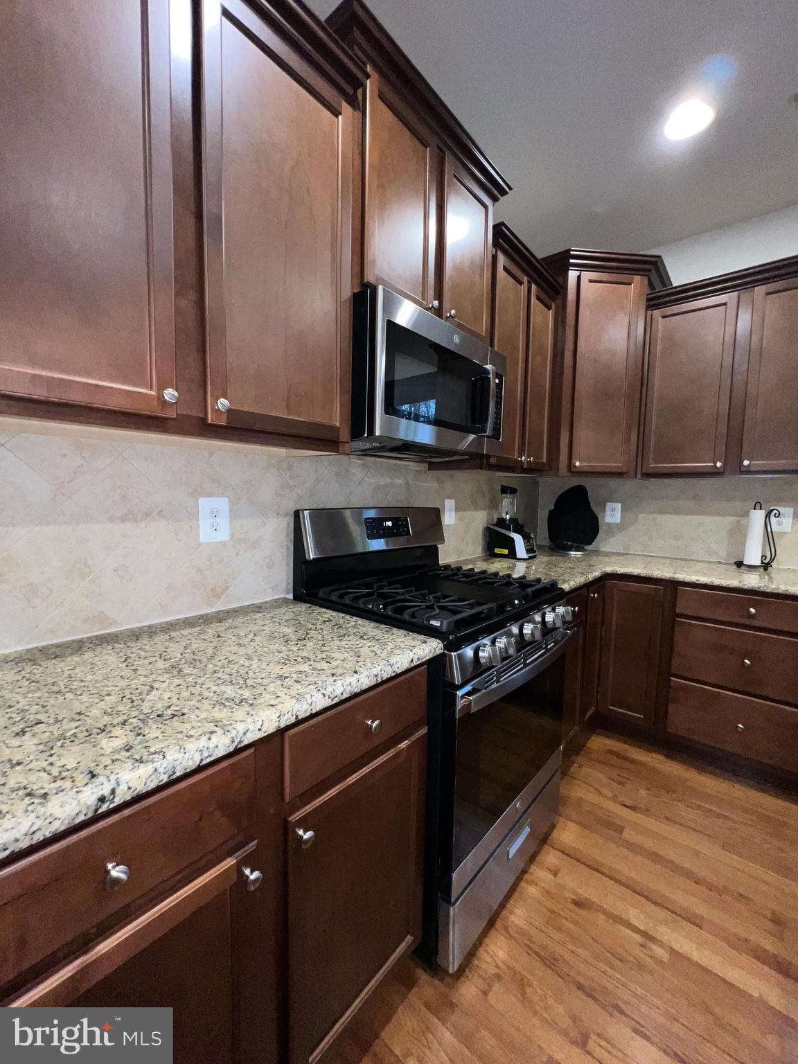 TANYARD SPRINGS - Residential