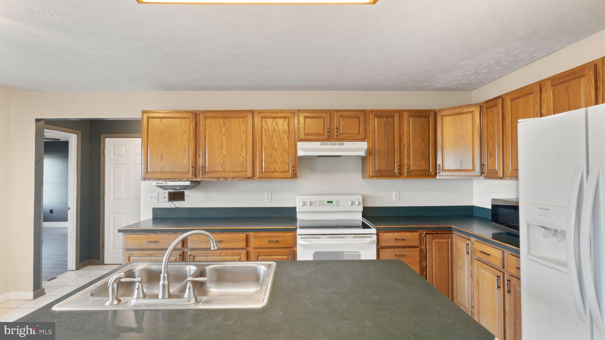 SOUTH OF SHANGHAI - Residential