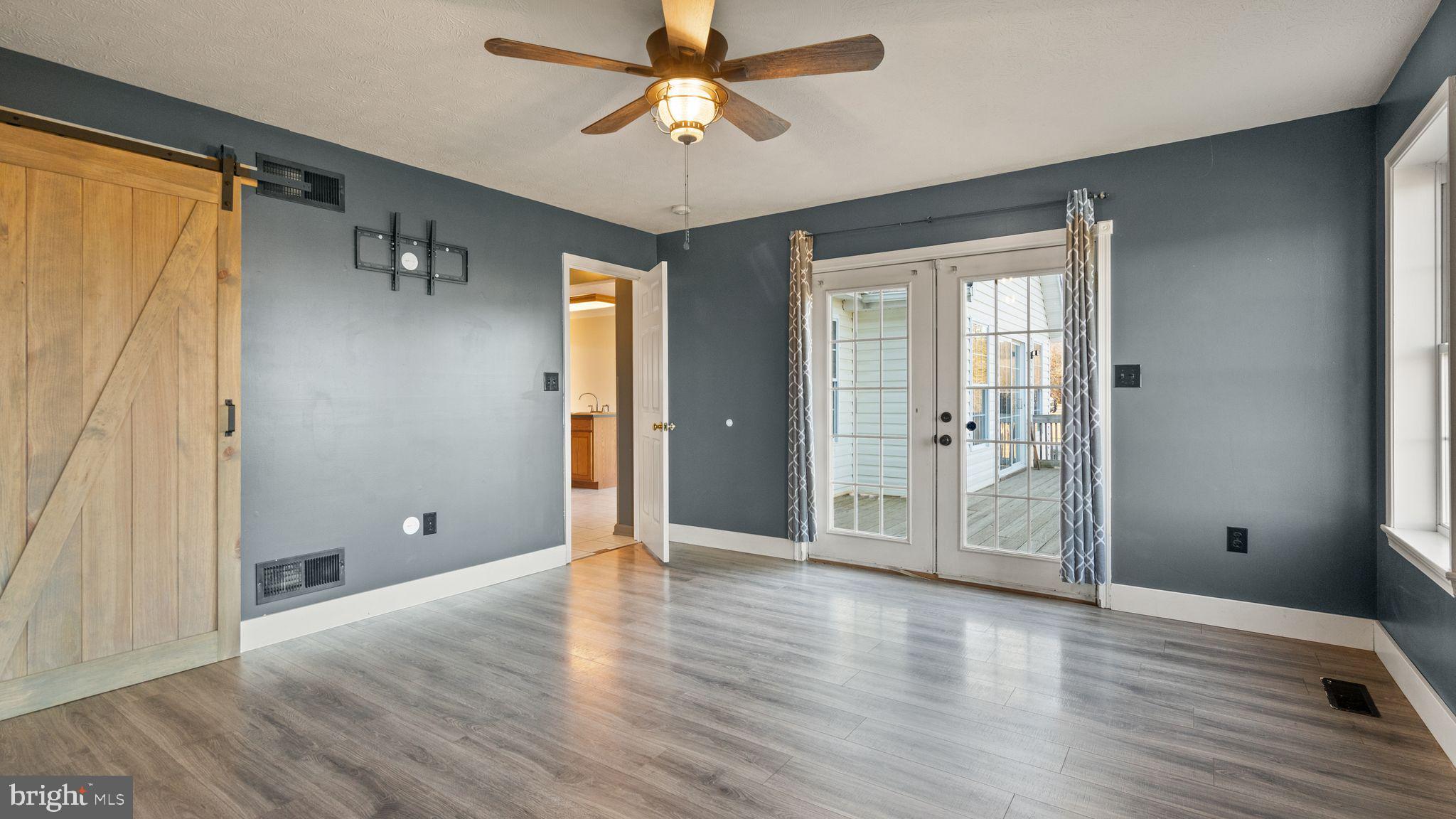 SOUTH OF SHANGHAI - Residential