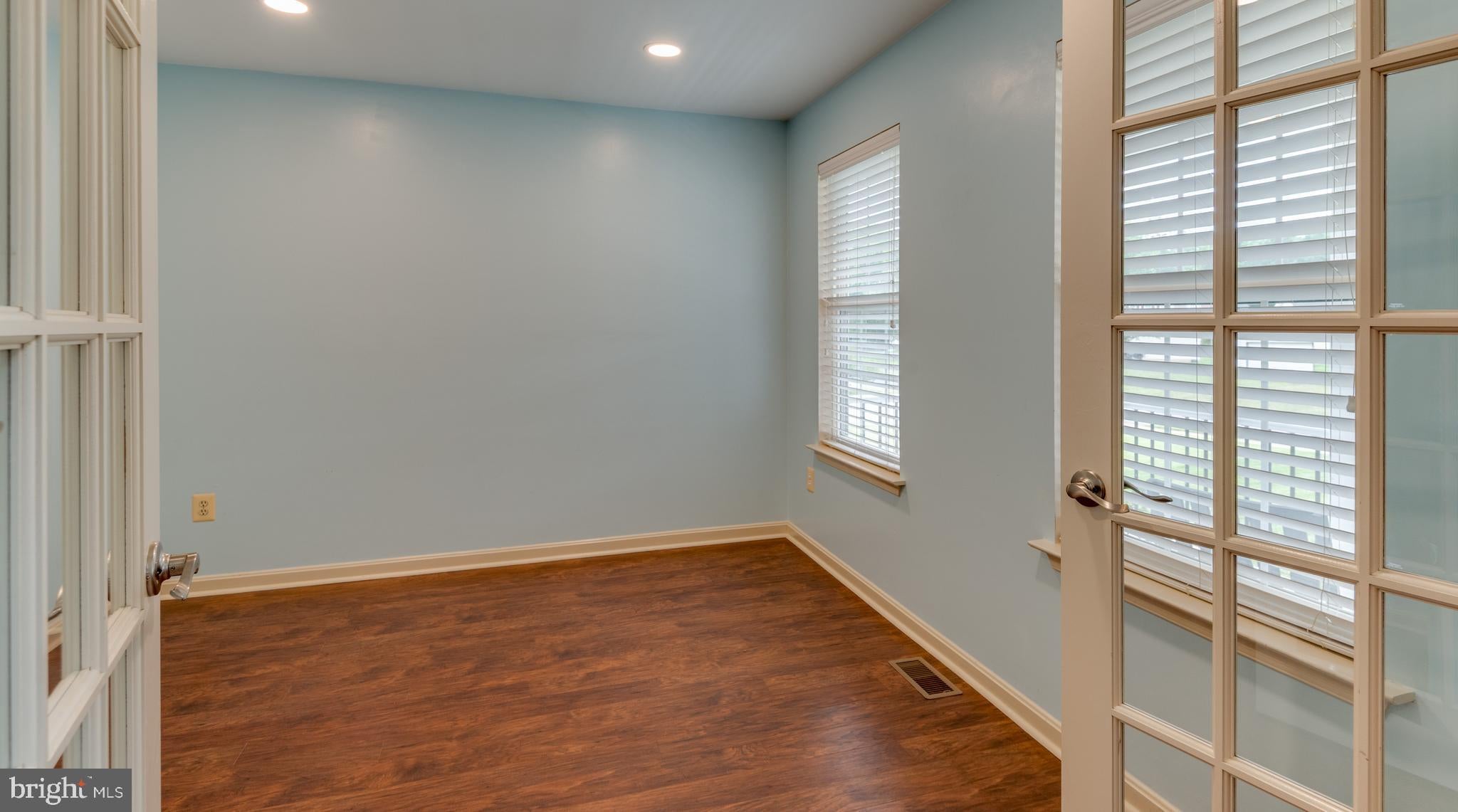 45966 BLUE JAY COURT