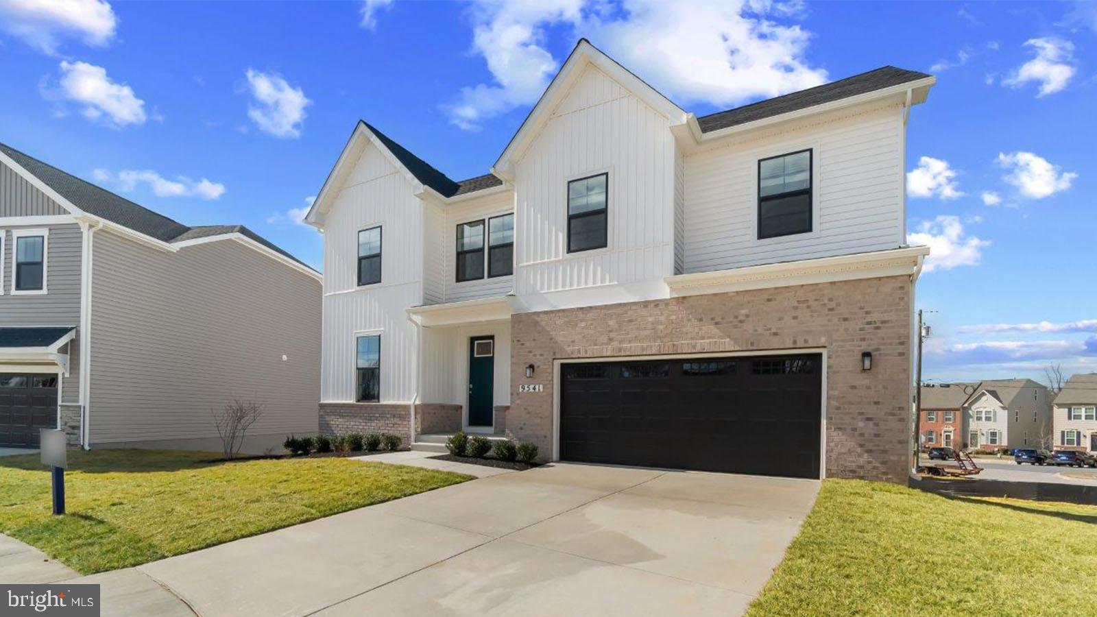 BEECHWOOD MANOR - Residential