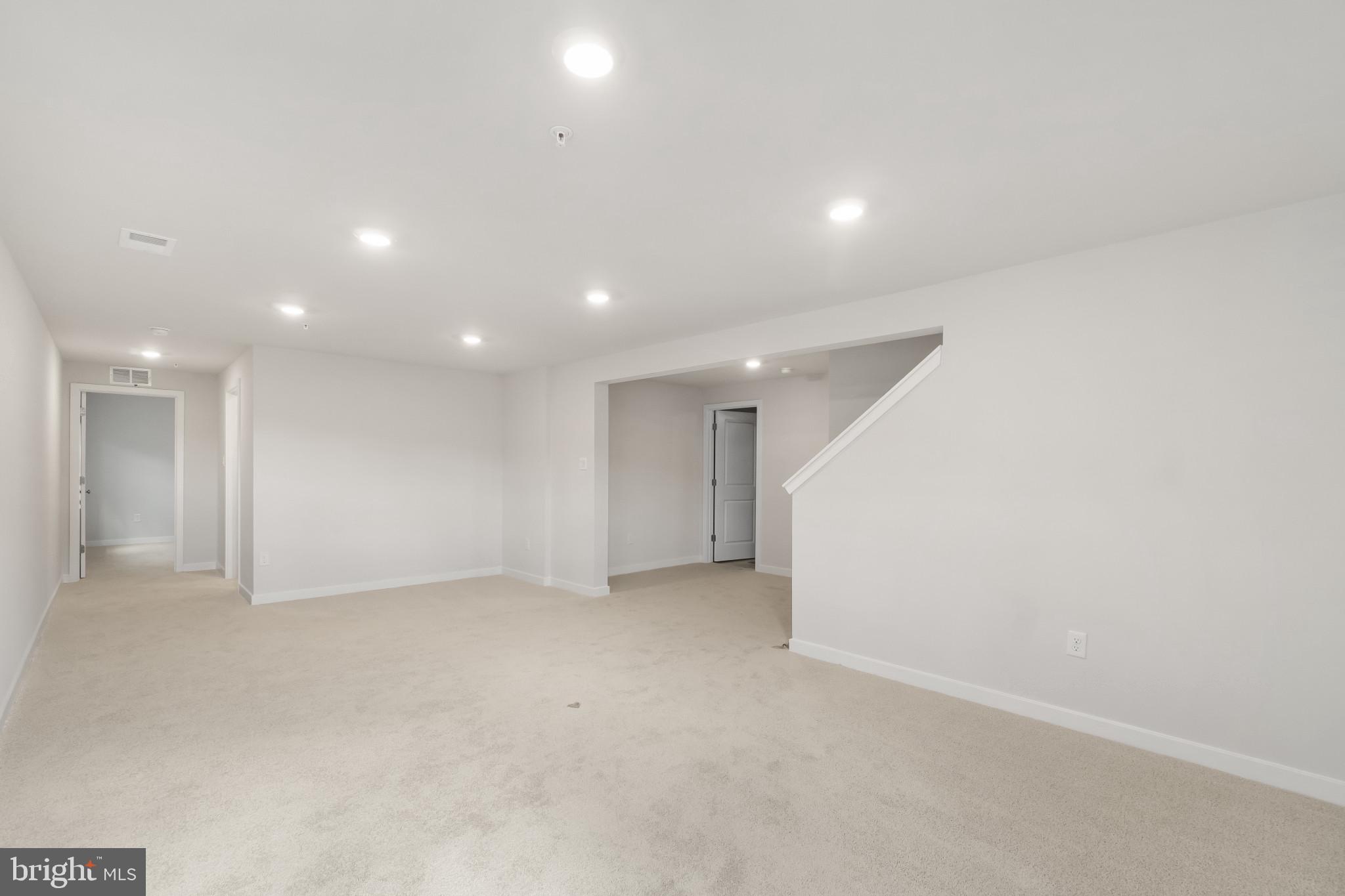 BEECHWOOD MANOR - Residential