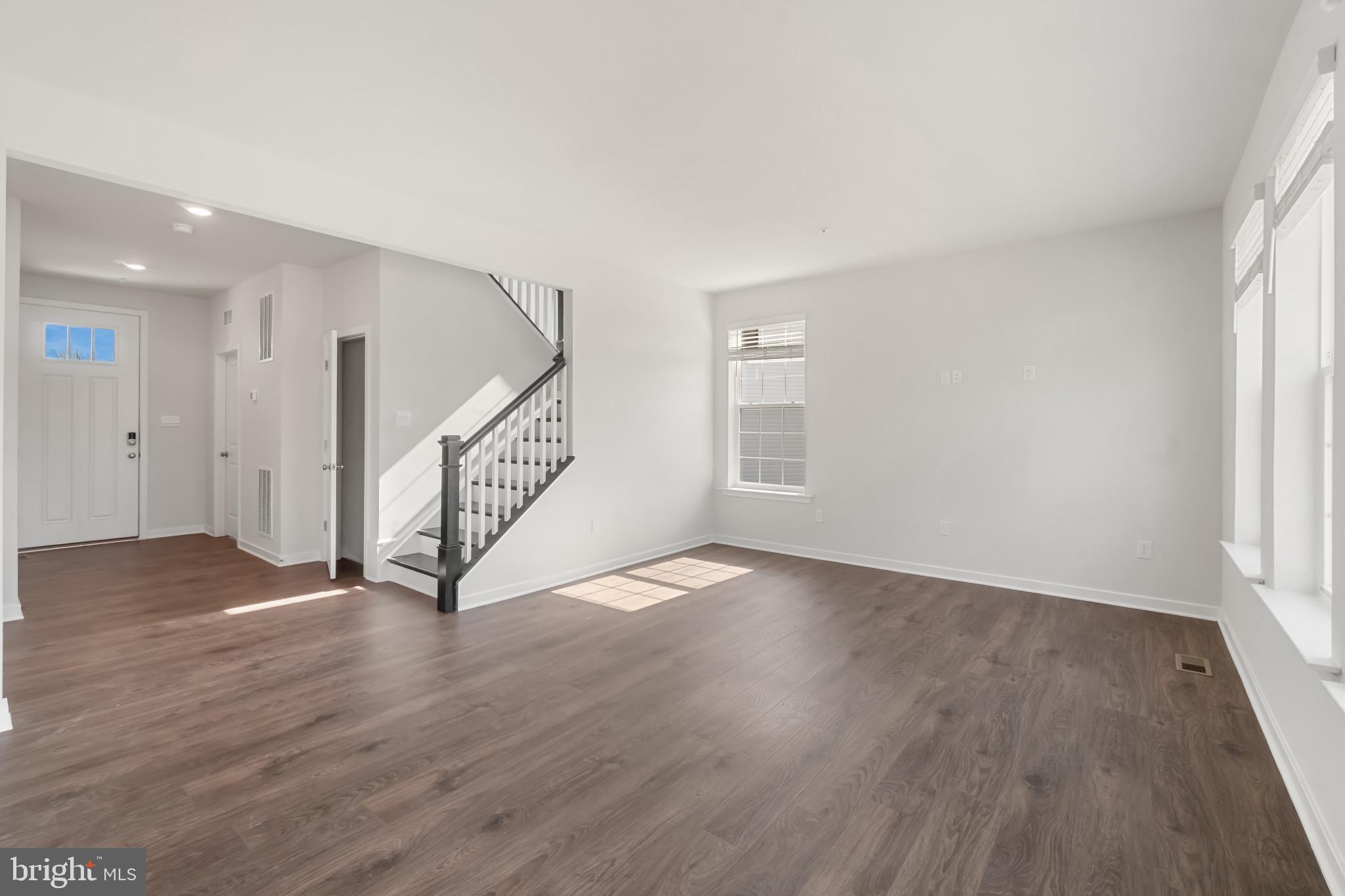 BEECHWOOD MANOR - Residential