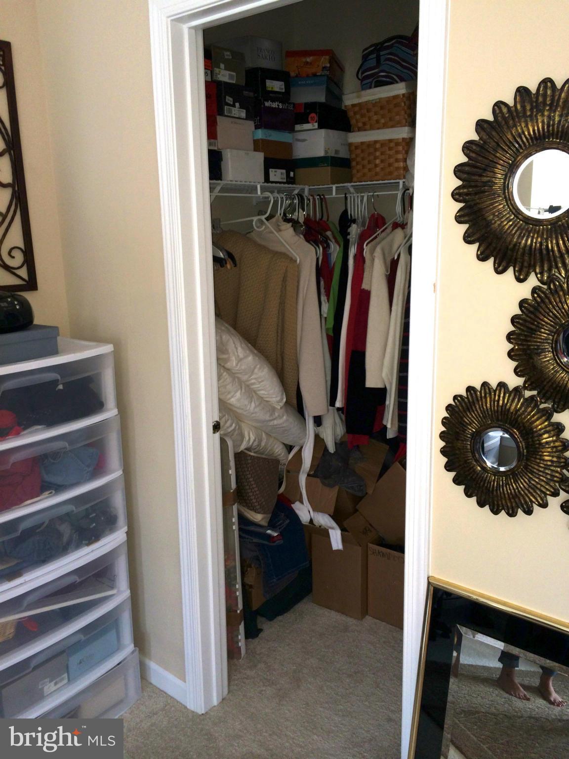 SOUTH RIDING - Residential Lease