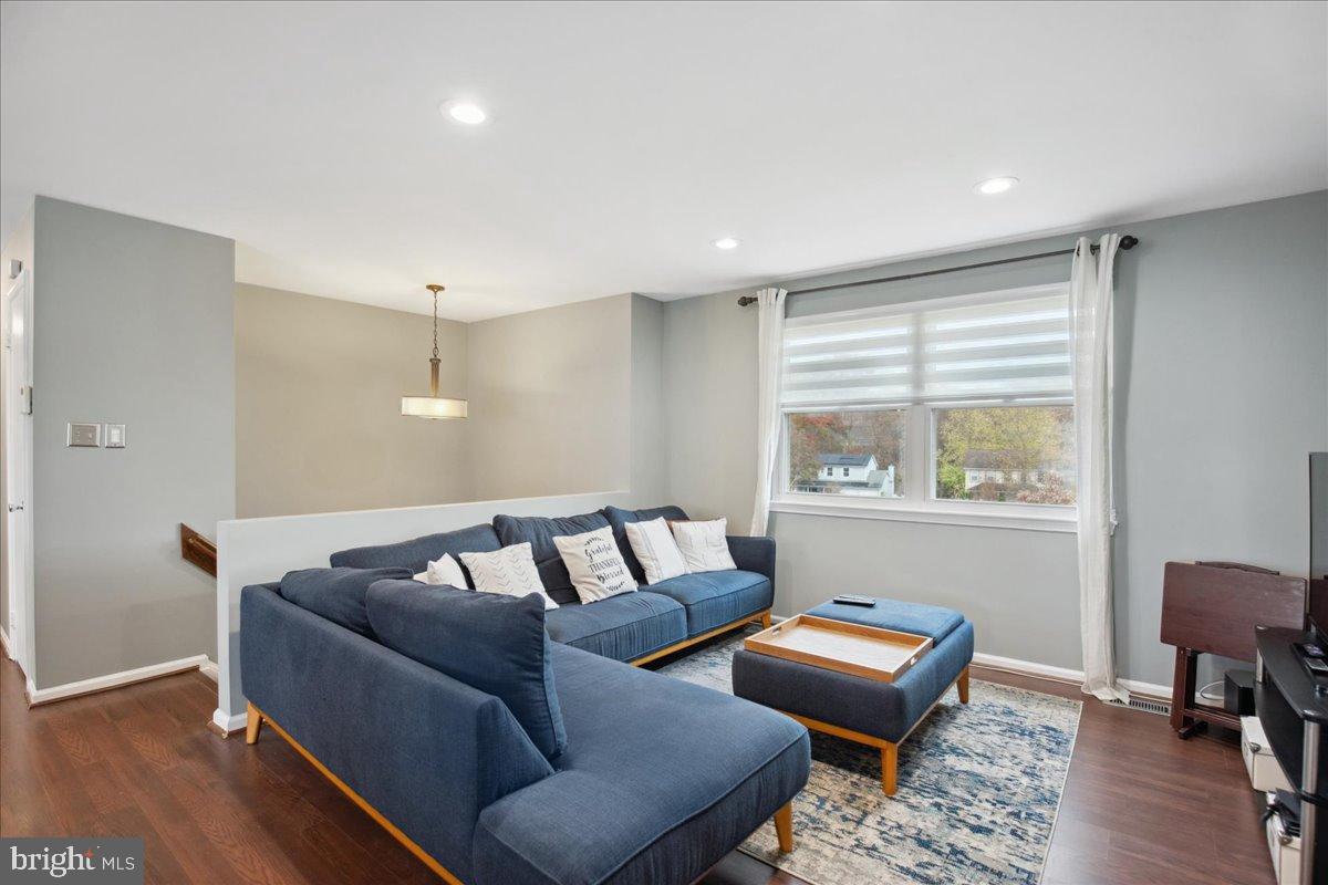 FOX RUN ESTATES - Residential Lease