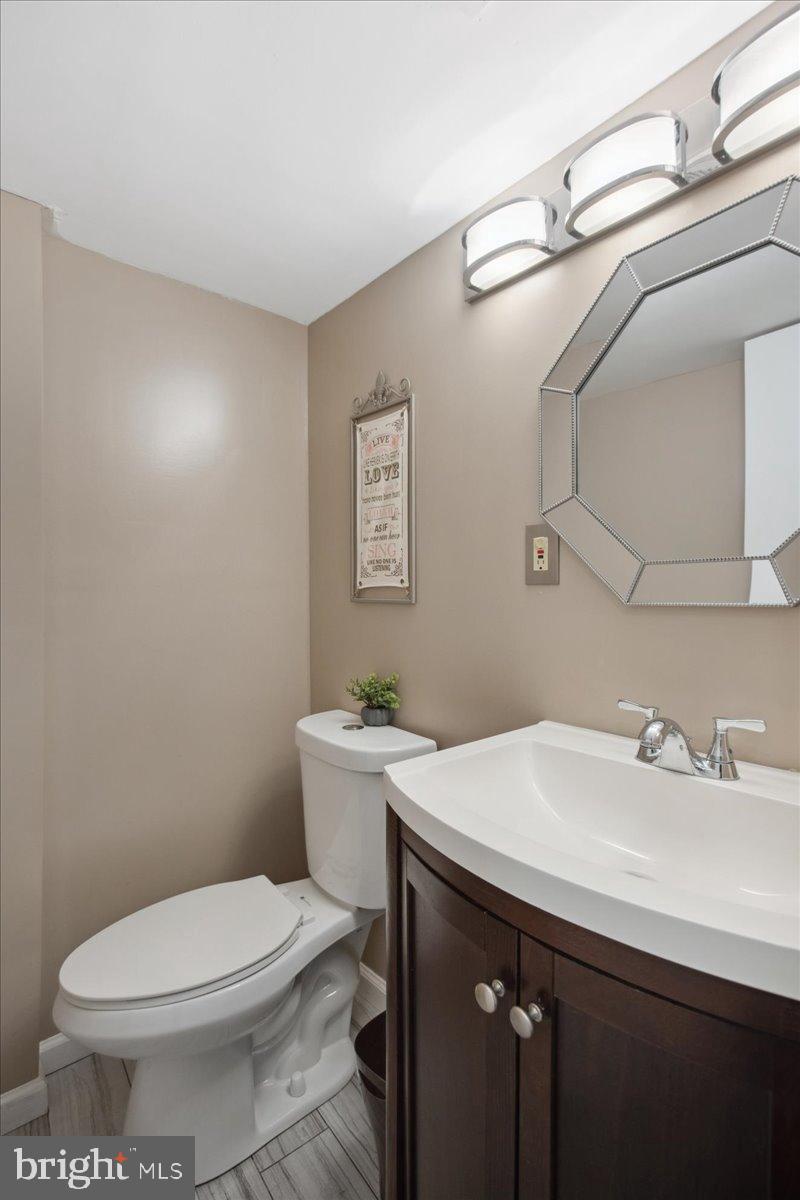 FOX RUN ESTATES - Residential Lease