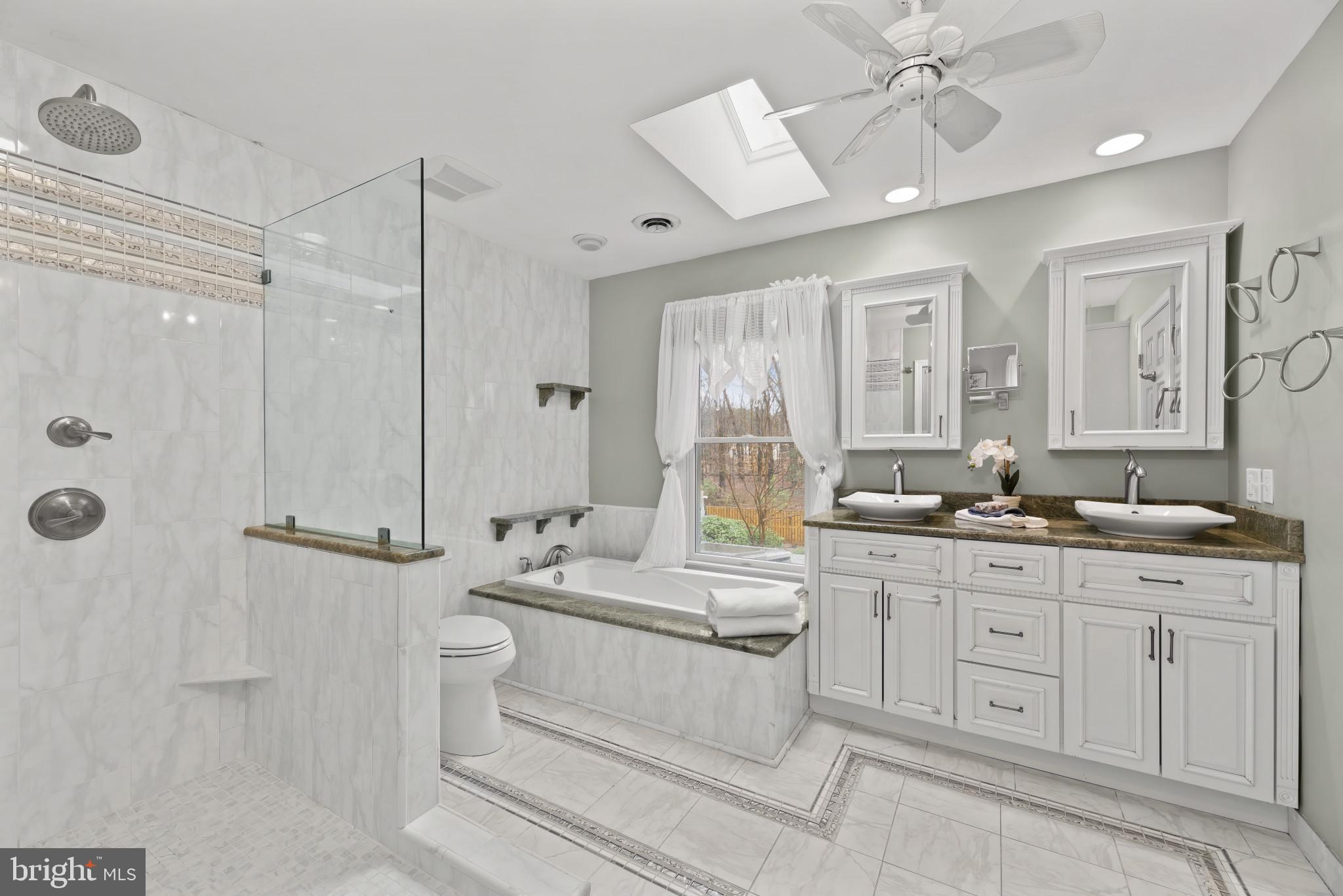 BENNETT POINT - Residential