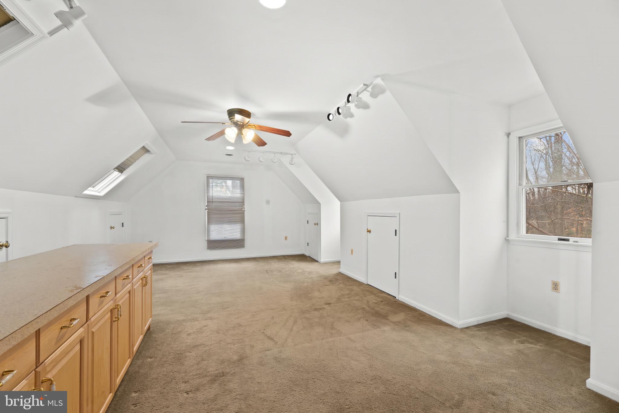 BENNETT POINT - Residential