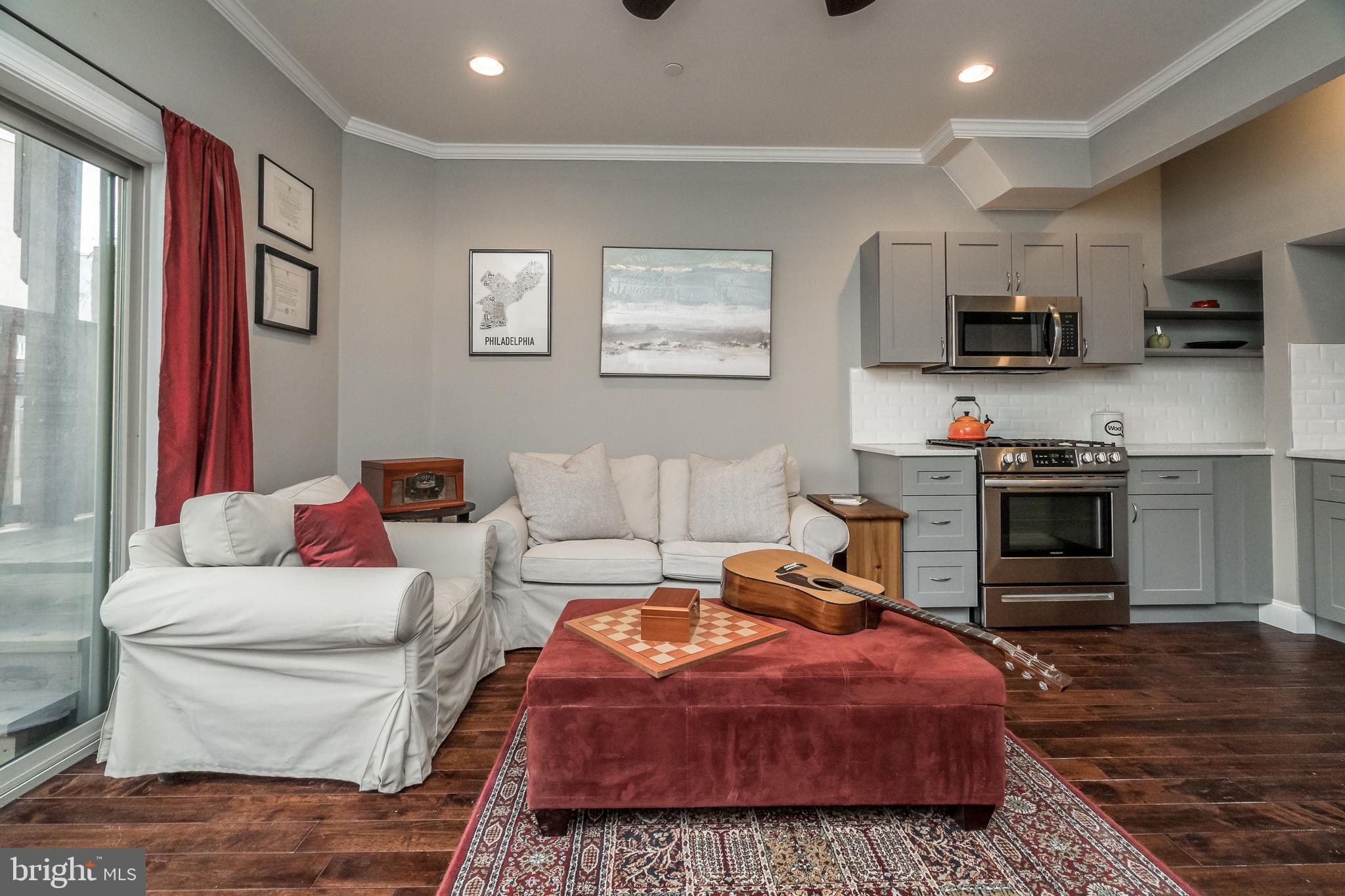 POINT BREEZE - Residential Lease