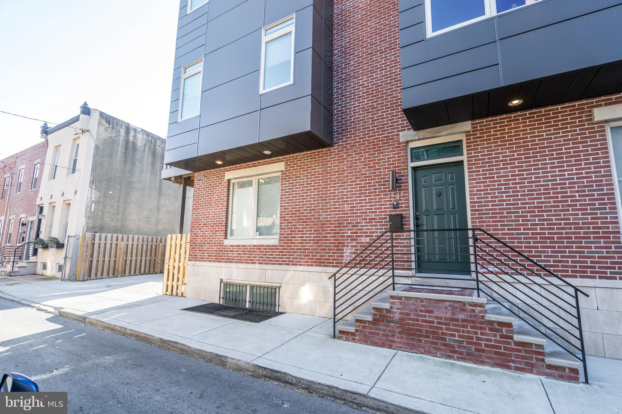 POINT BREEZE - Residential Lease