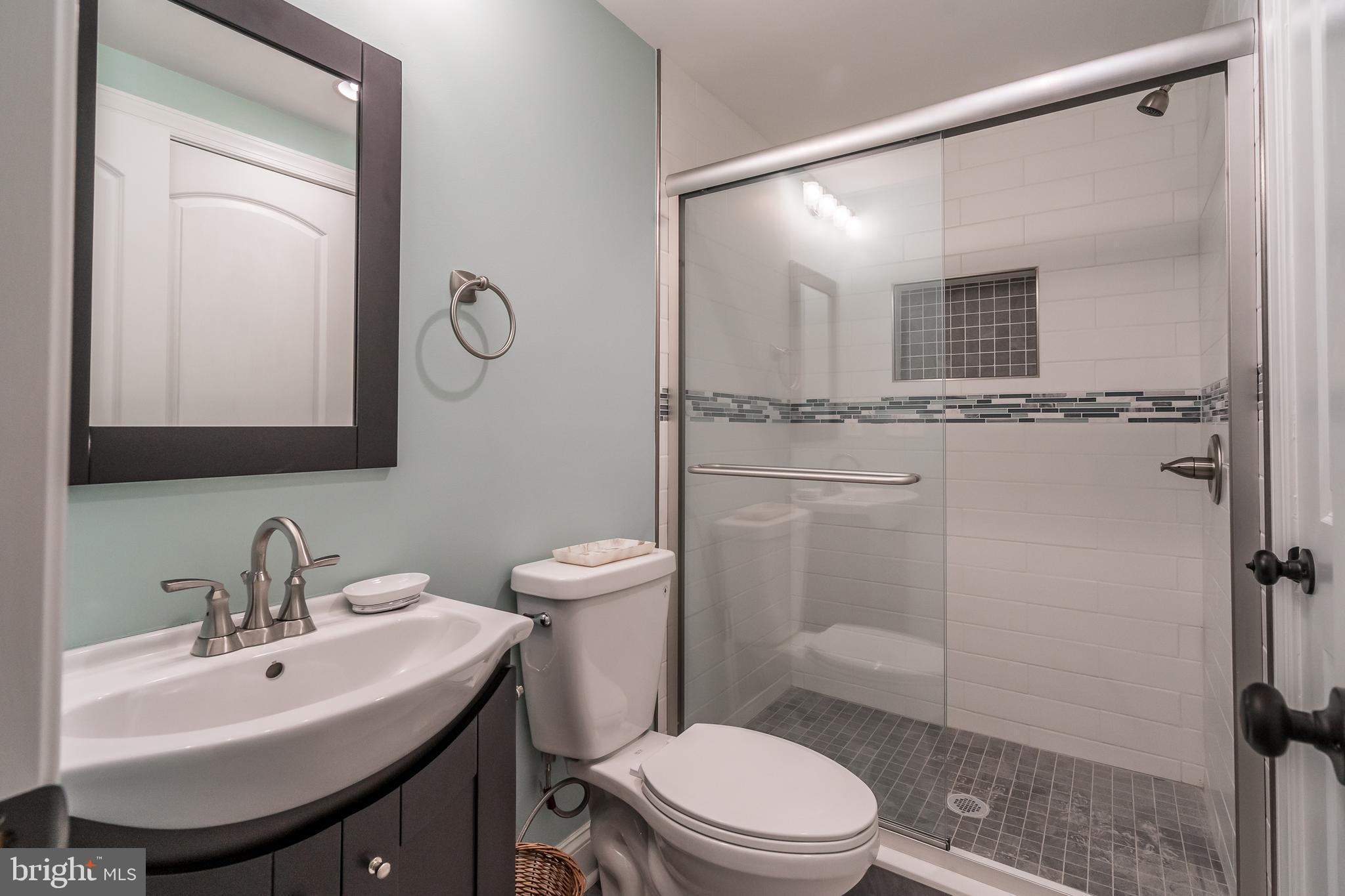 POINT BREEZE - Residential Lease