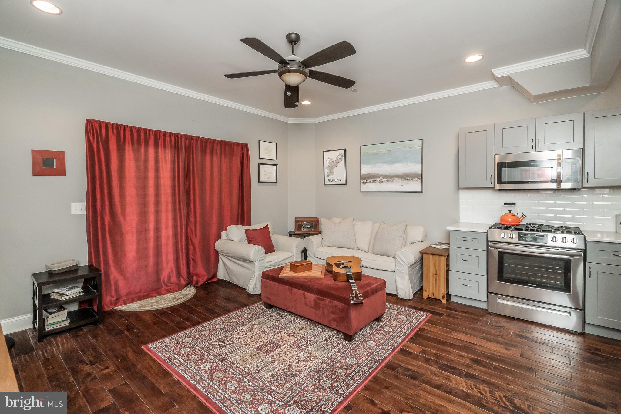 POINT BREEZE - Residential Lease