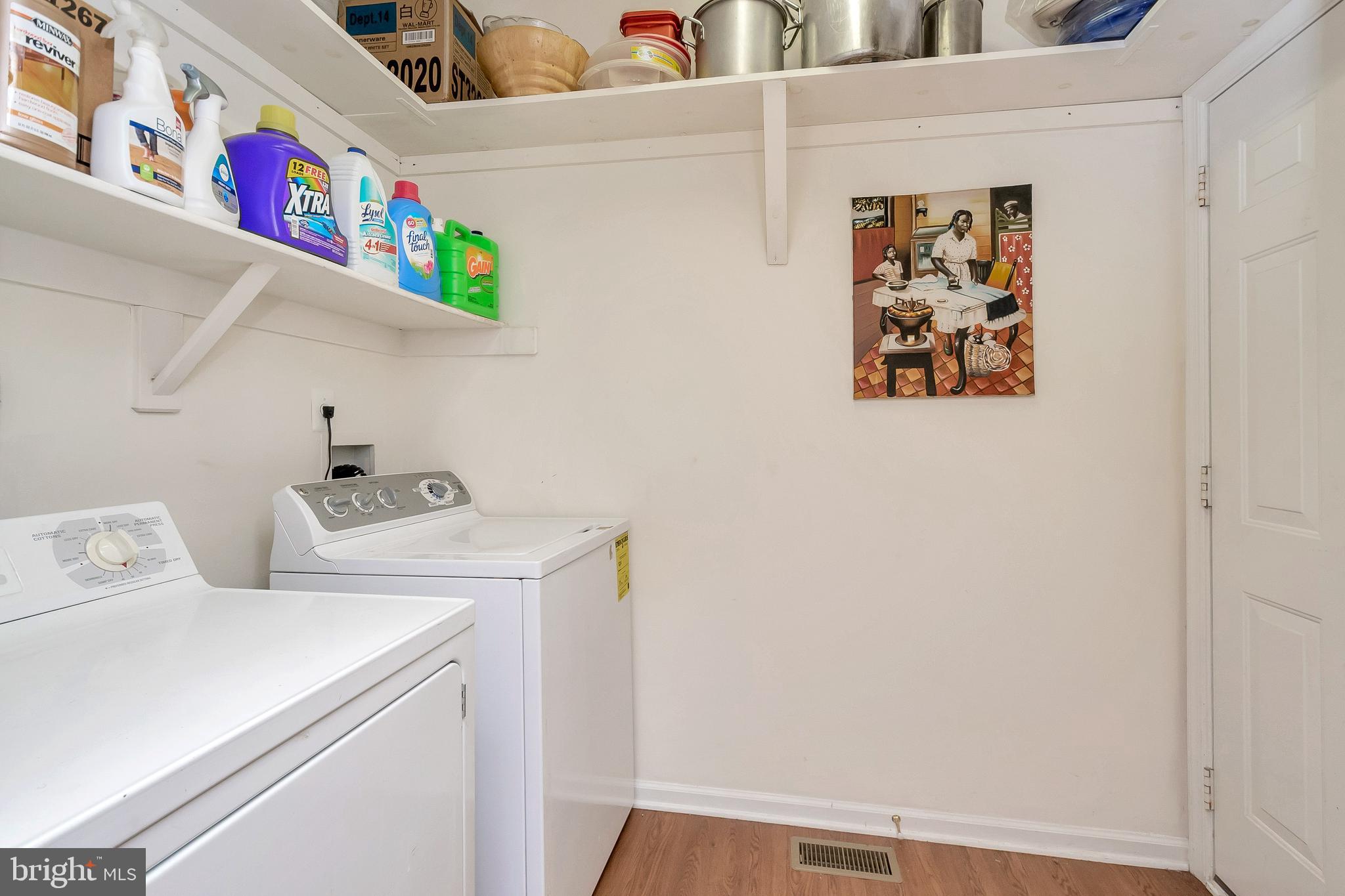 STAFFORD LAKES VILLAGE - Residential