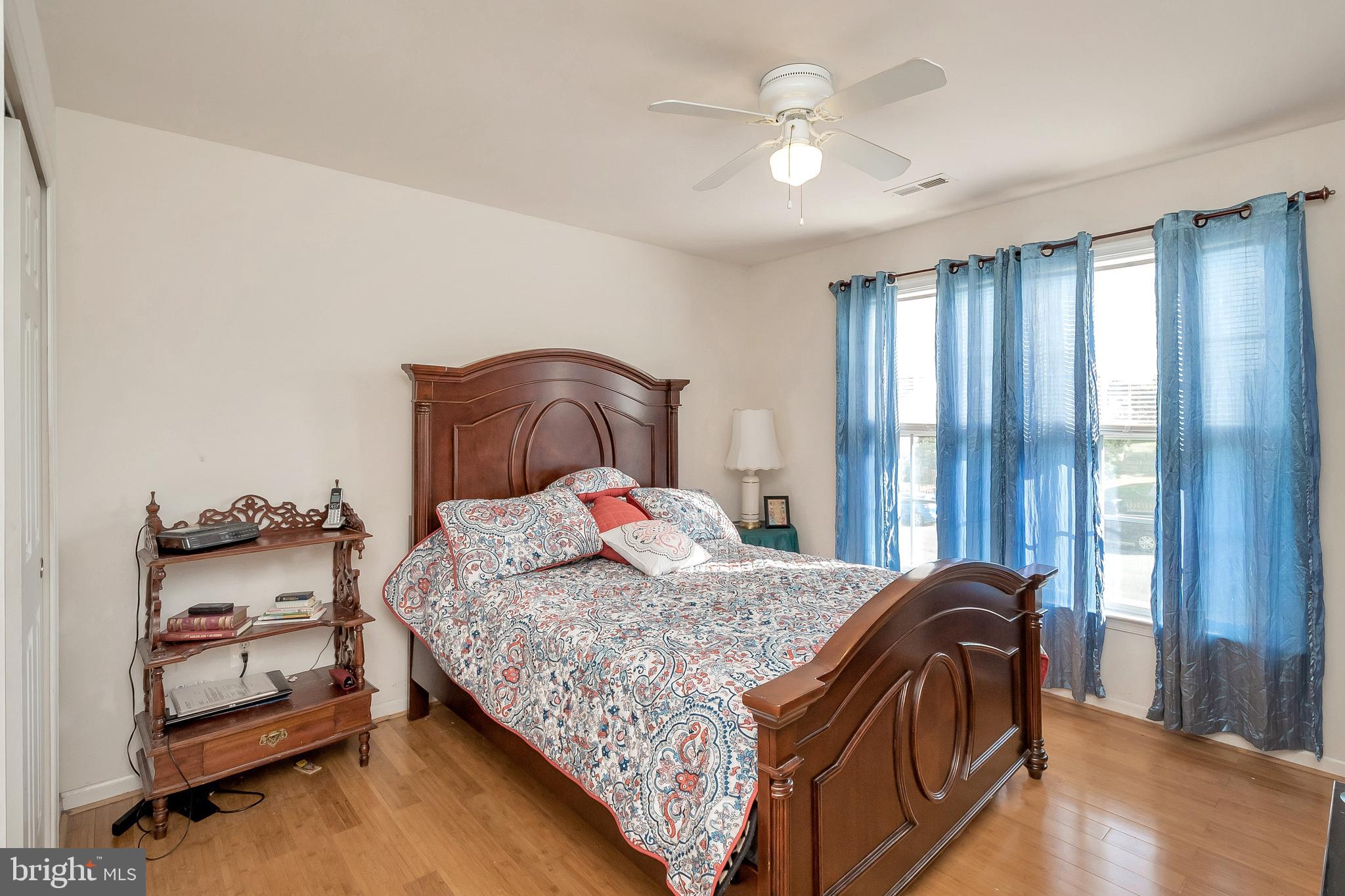 STAFFORD LAKES VILLAGE - Residential