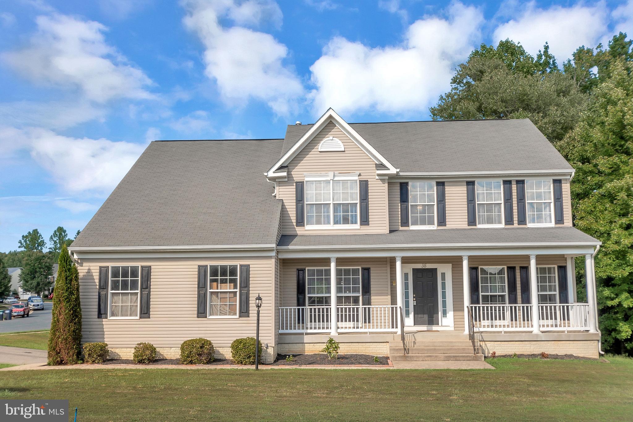 STAFFORD LAKES VILLAGE - Residential