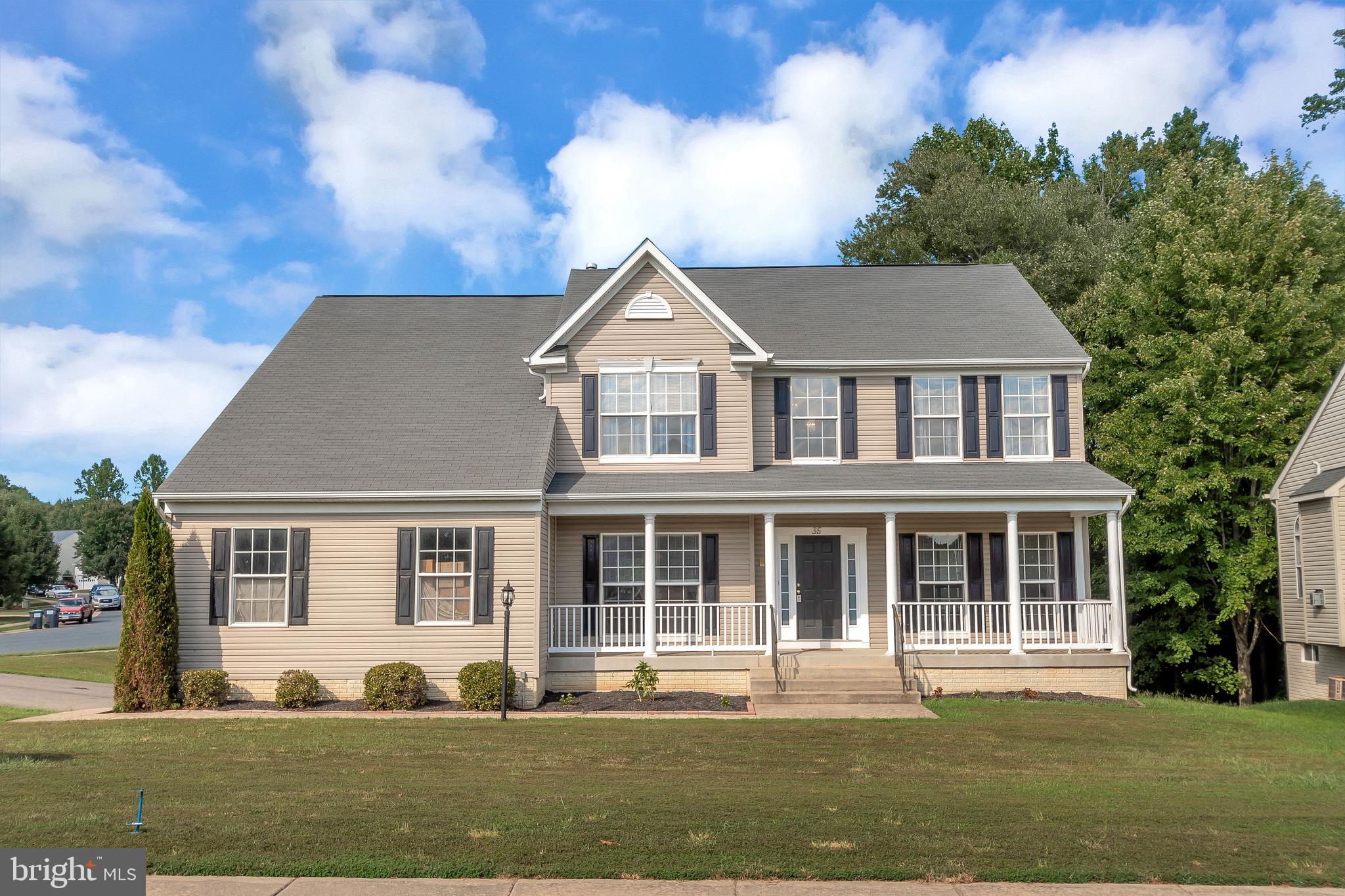 STAFFORD LAKES VILLAGE - Residential