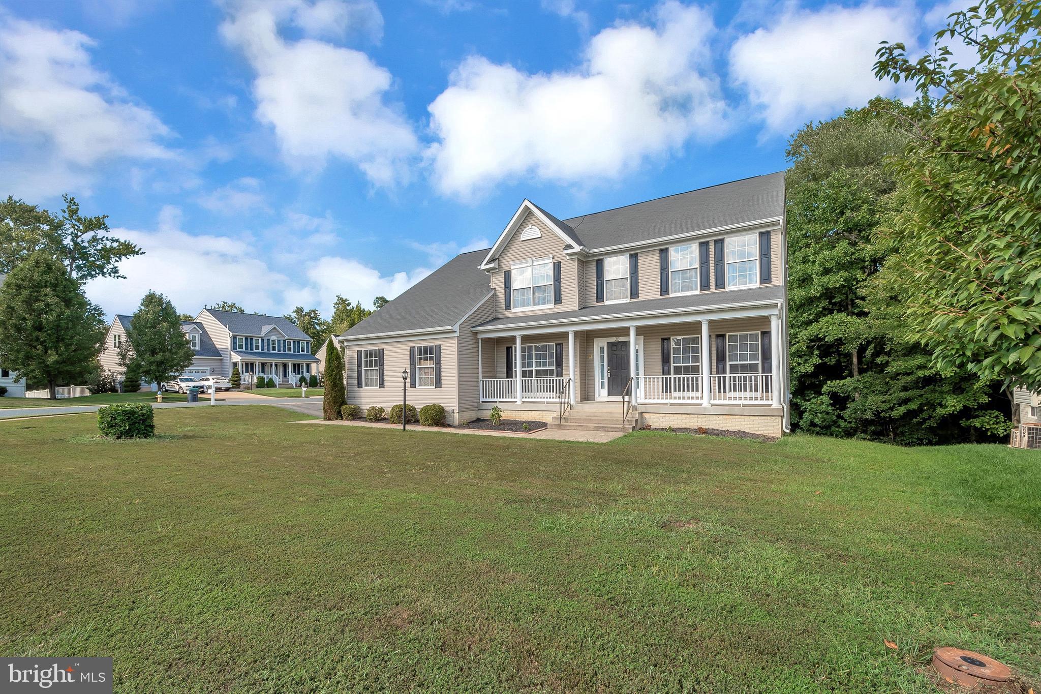 STAFFORD LAKES VILLAGE - Residential