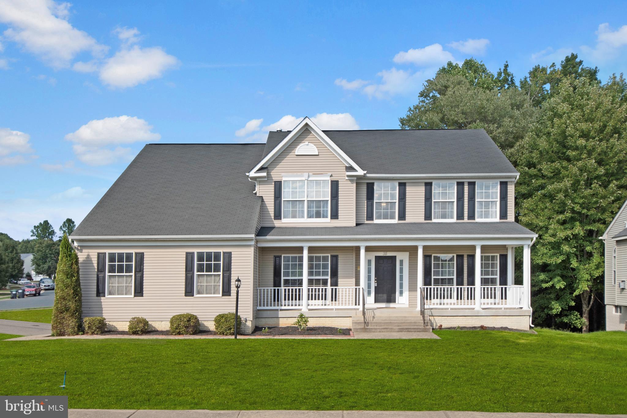 STAFFORD LAKES VILLAGE - Residential