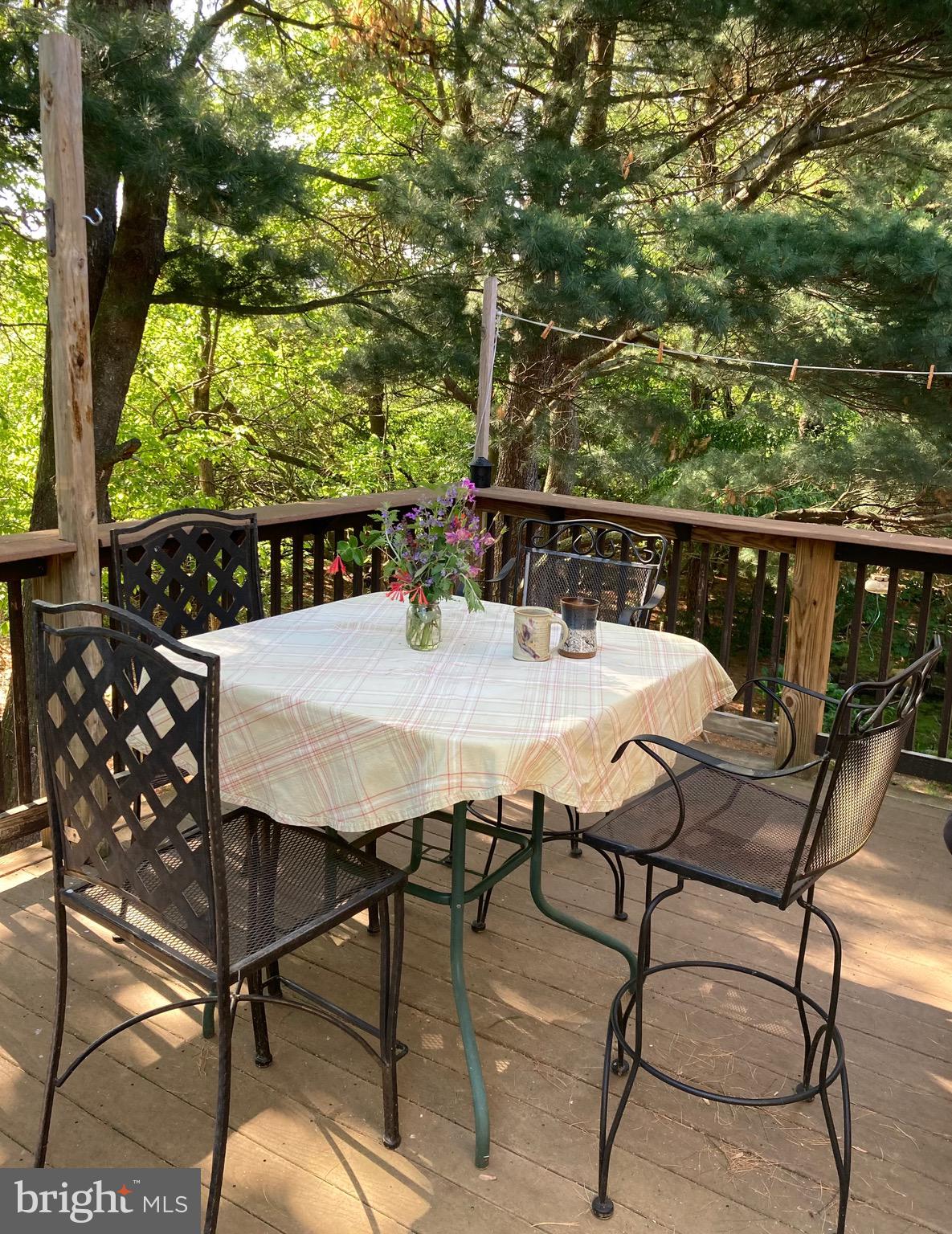 517 ROBINSON ROAD