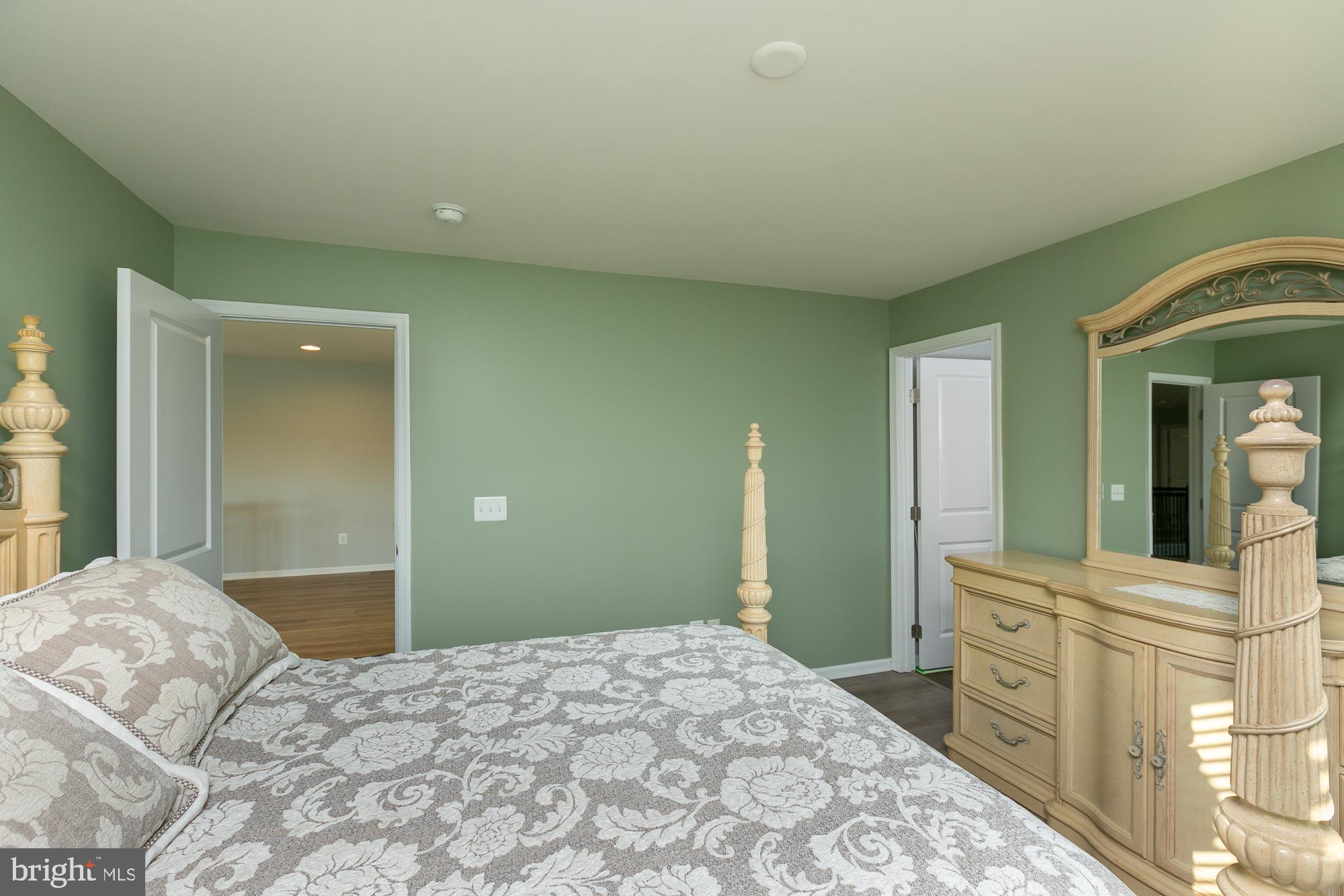 BROOKSIDE - Residential