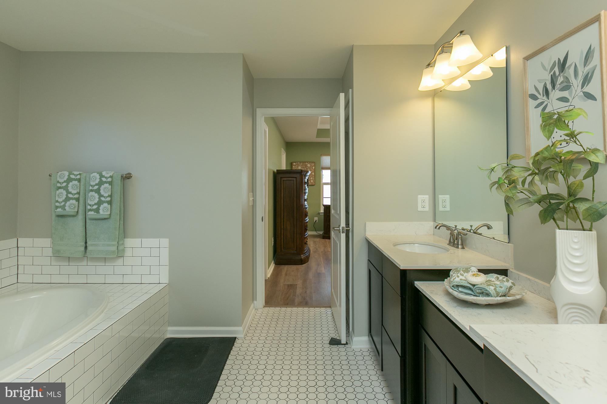 BROOKSIDE - Residential