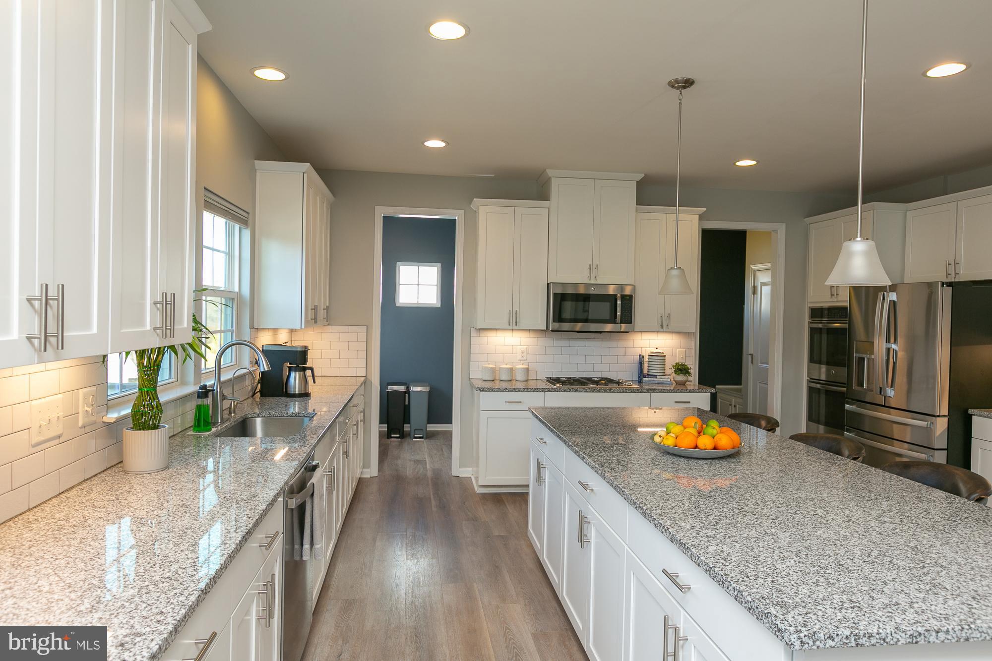 BROOKSIDE - Residential