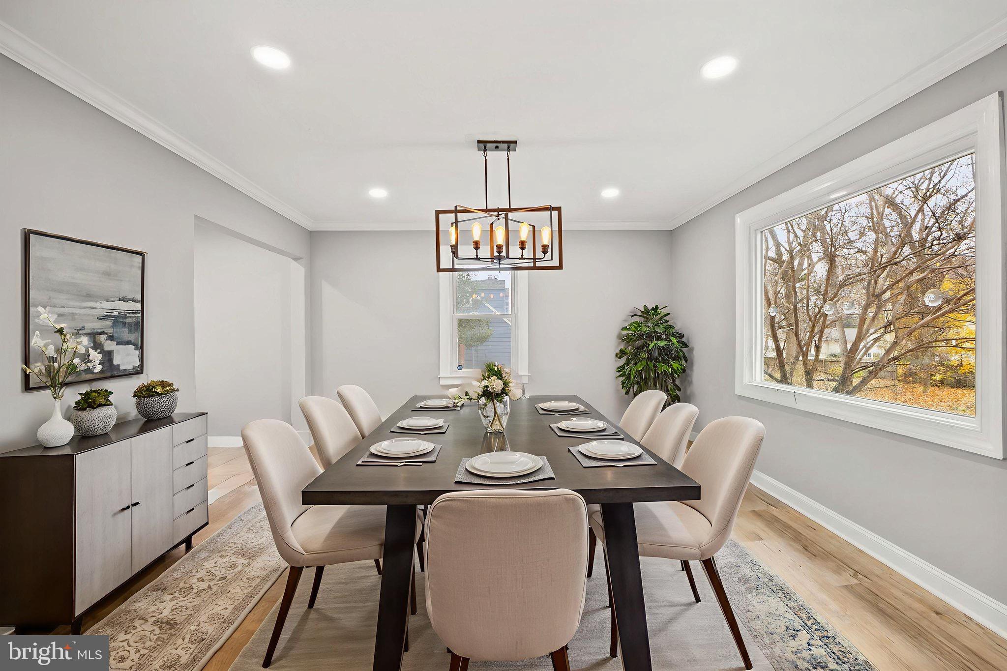 NEAR FALLS CHURCH - Residential