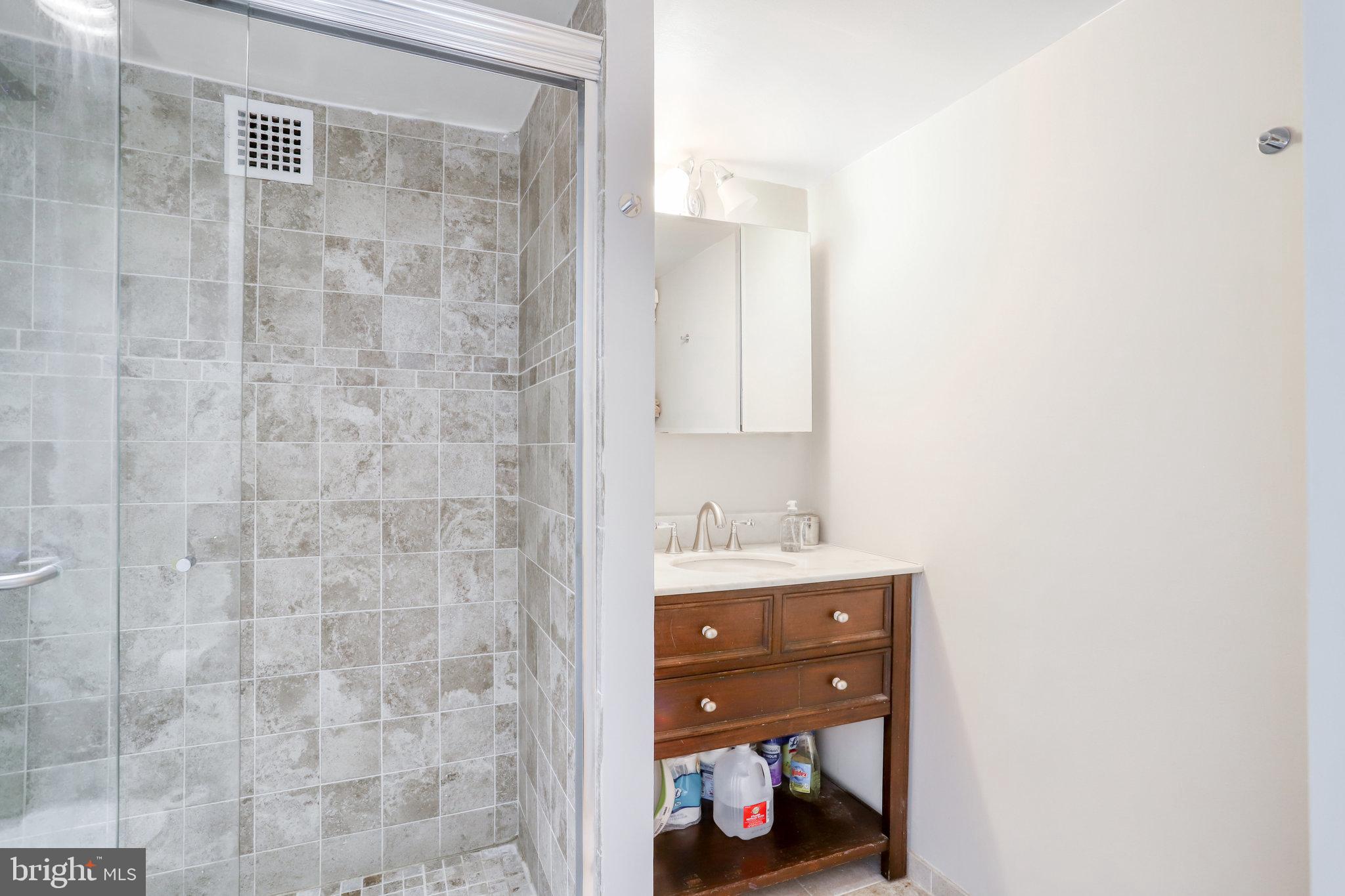 HUNTING CREEK CLUB - Residential