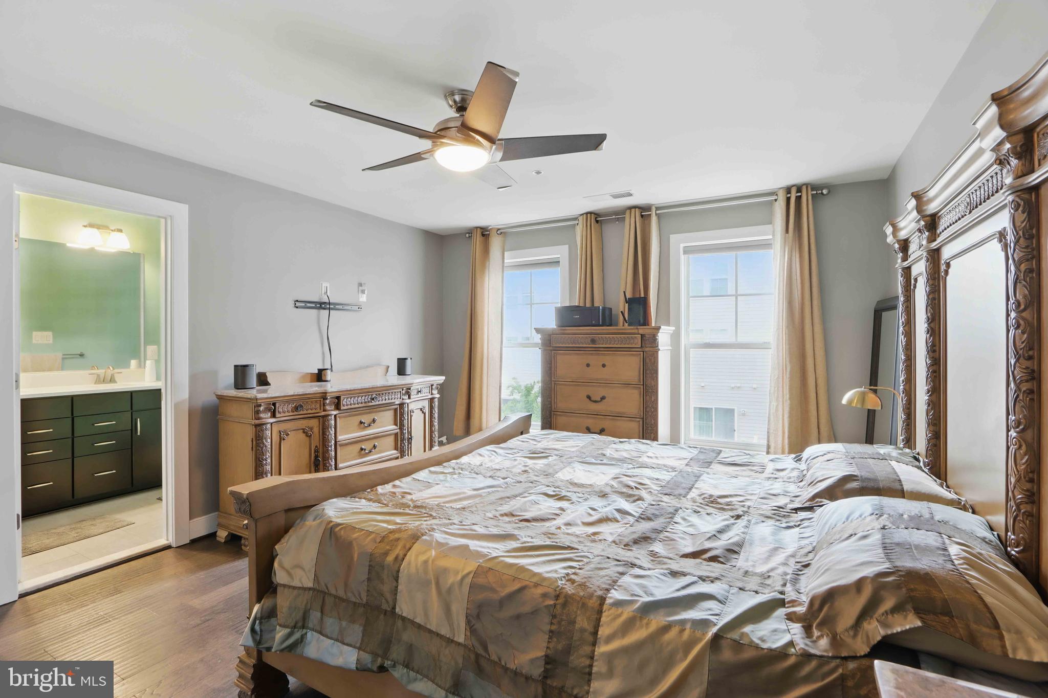 CROWN FARM - Residential