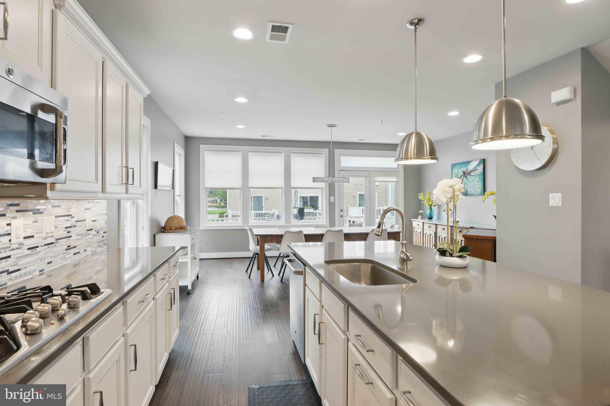 CROWN FARM - Residential