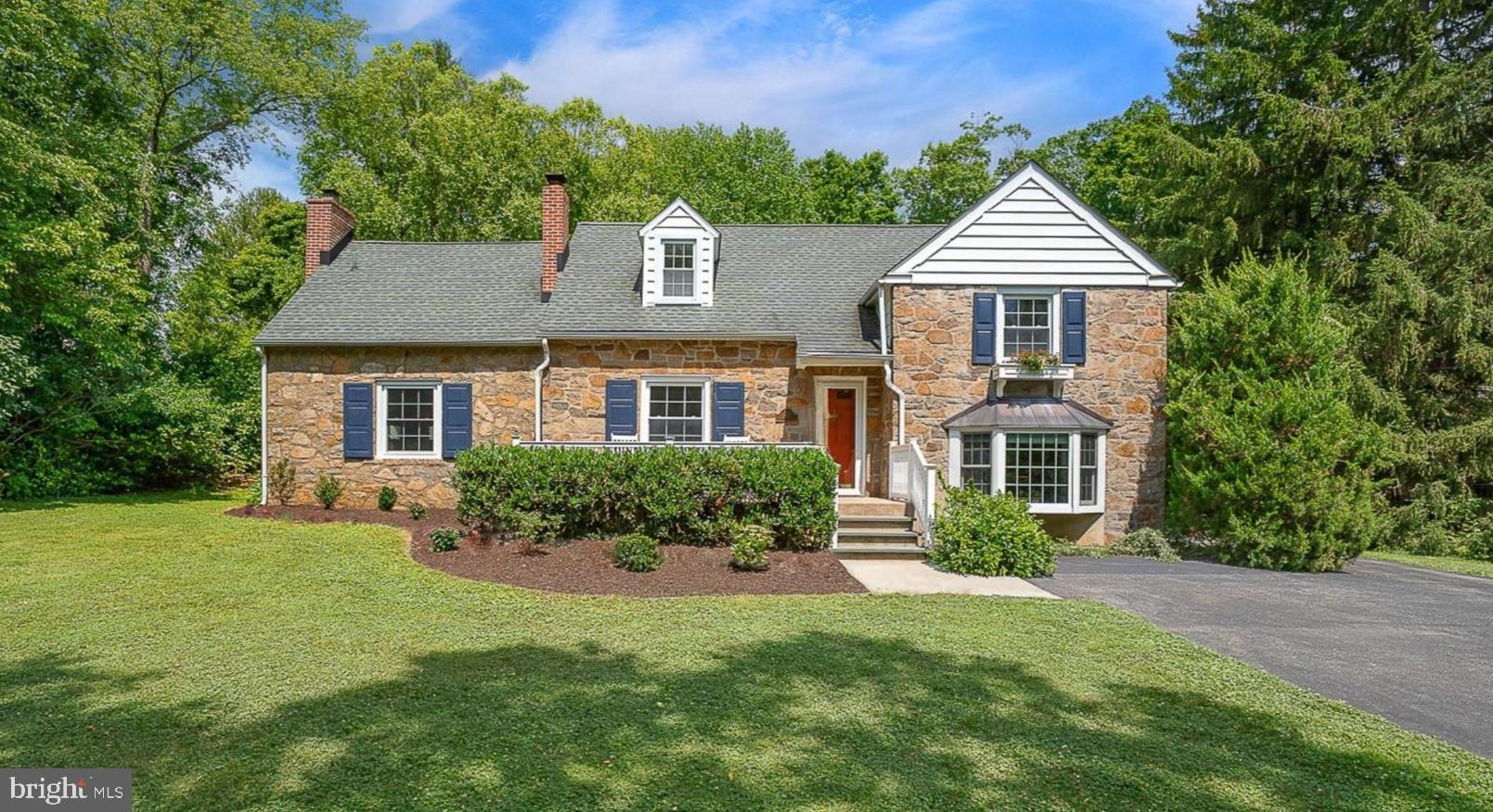 213 N FAIRFIELD ROAD