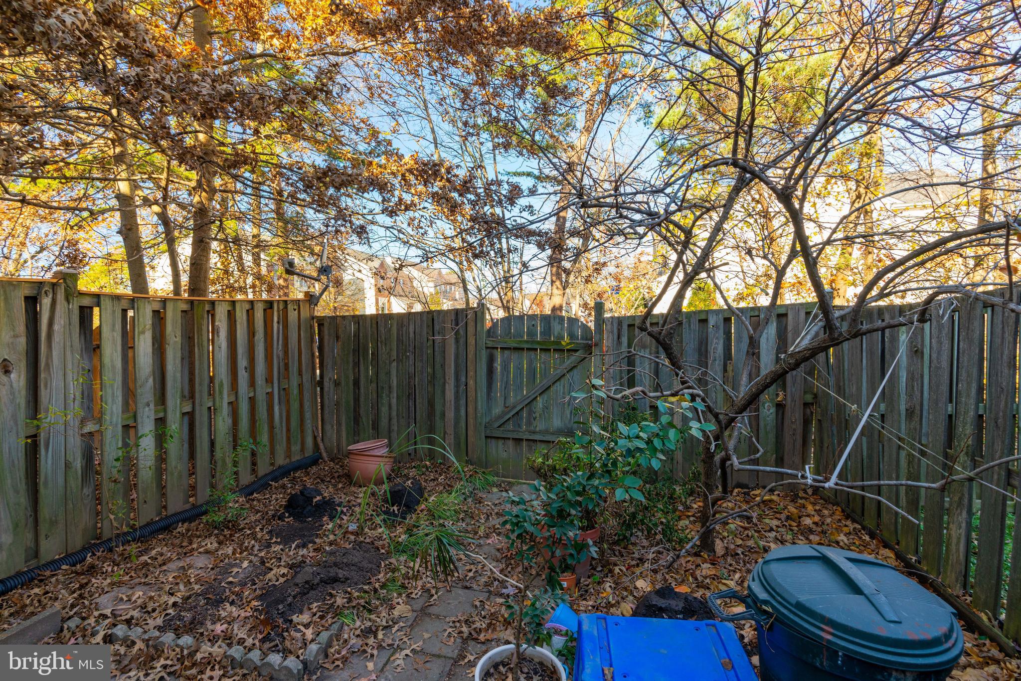 WASHINGTON SQUARE - Residential