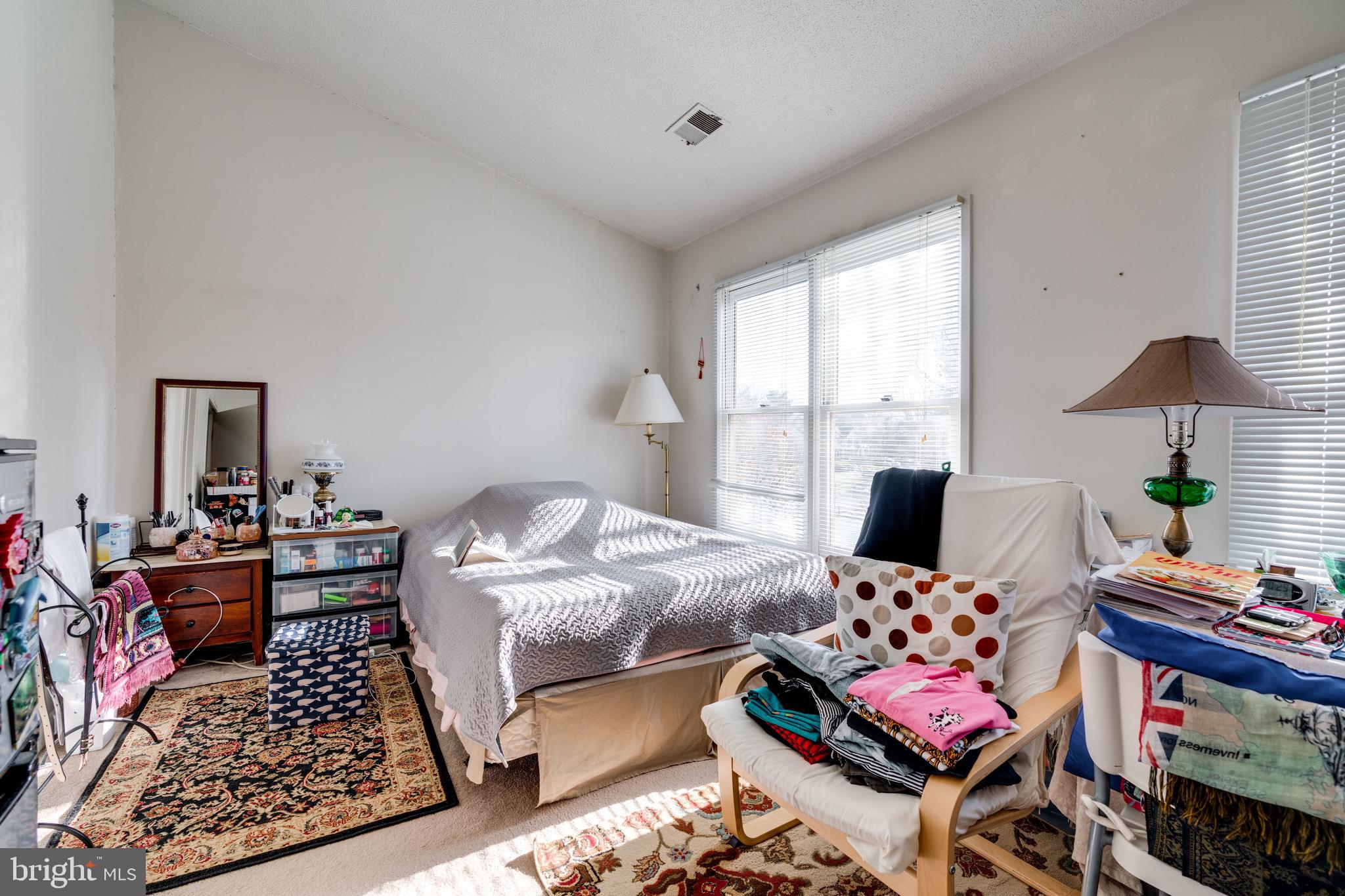 WASHINGTON SQUARE - Residential