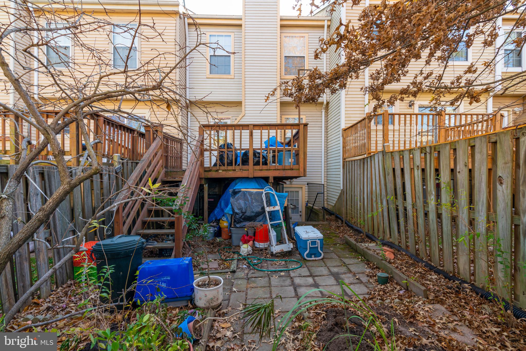 WASHINGTON SQUARE - Residential