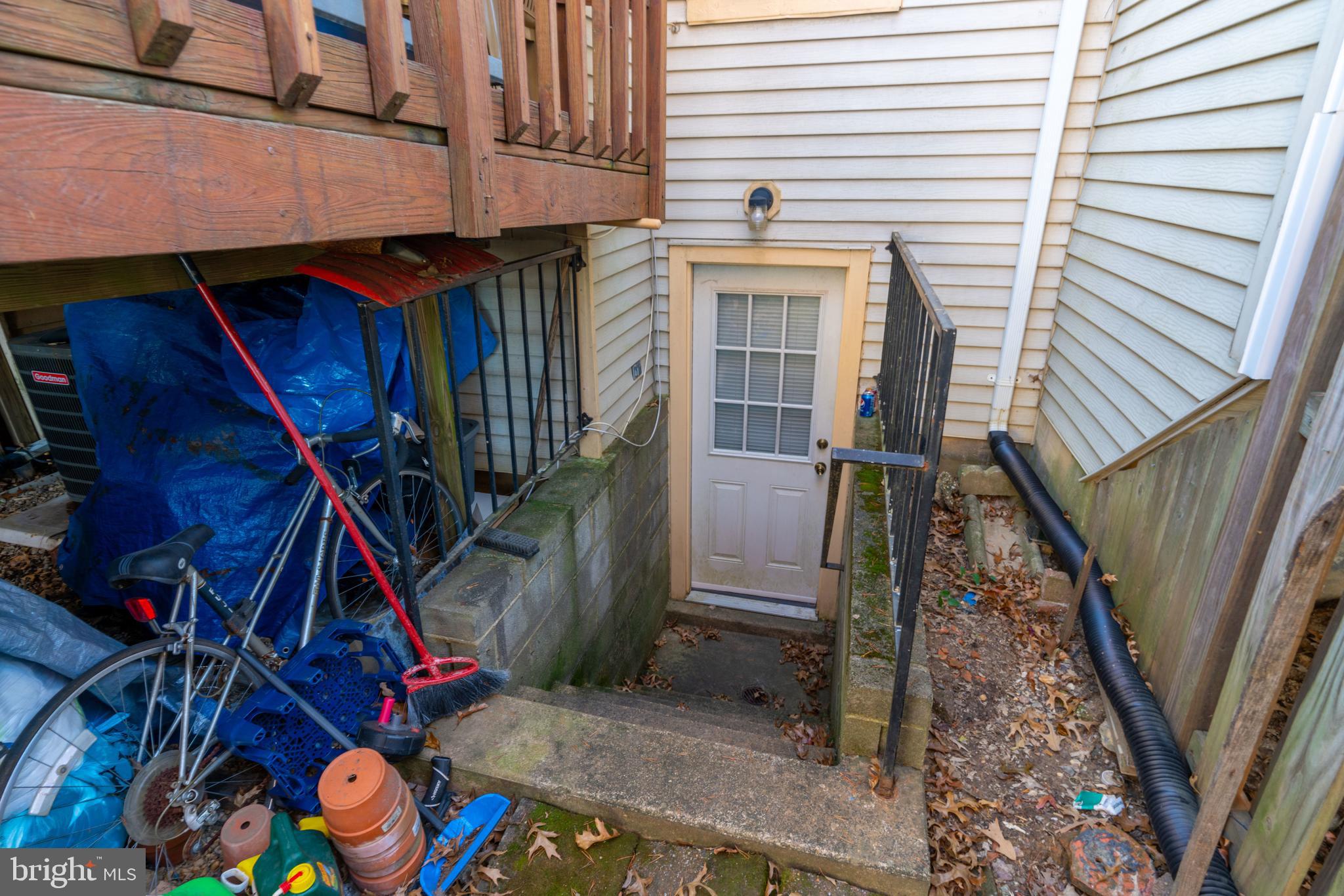 WASHINGTON SQUARE - Residential