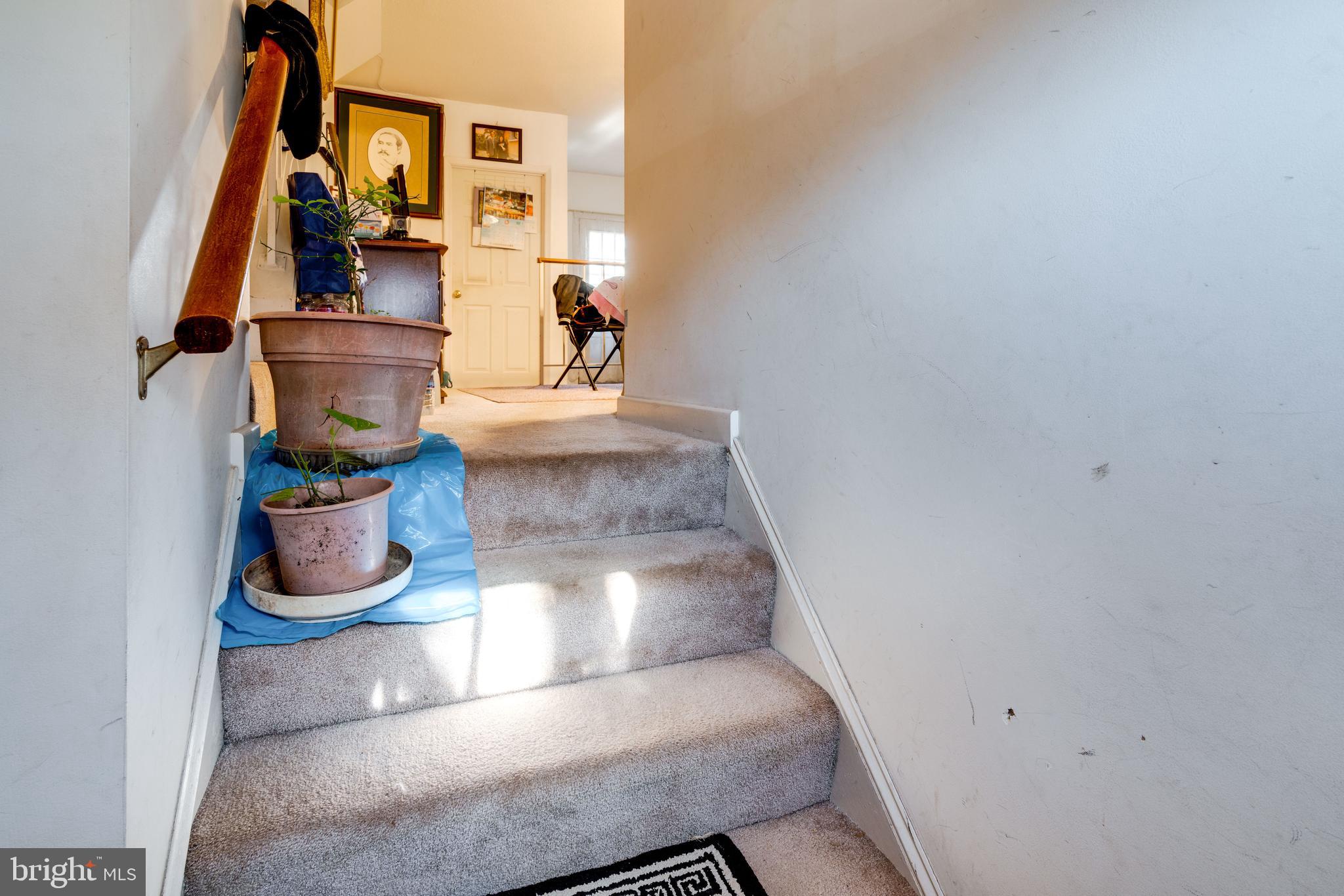 WASHINGTON SQUARE - Residential