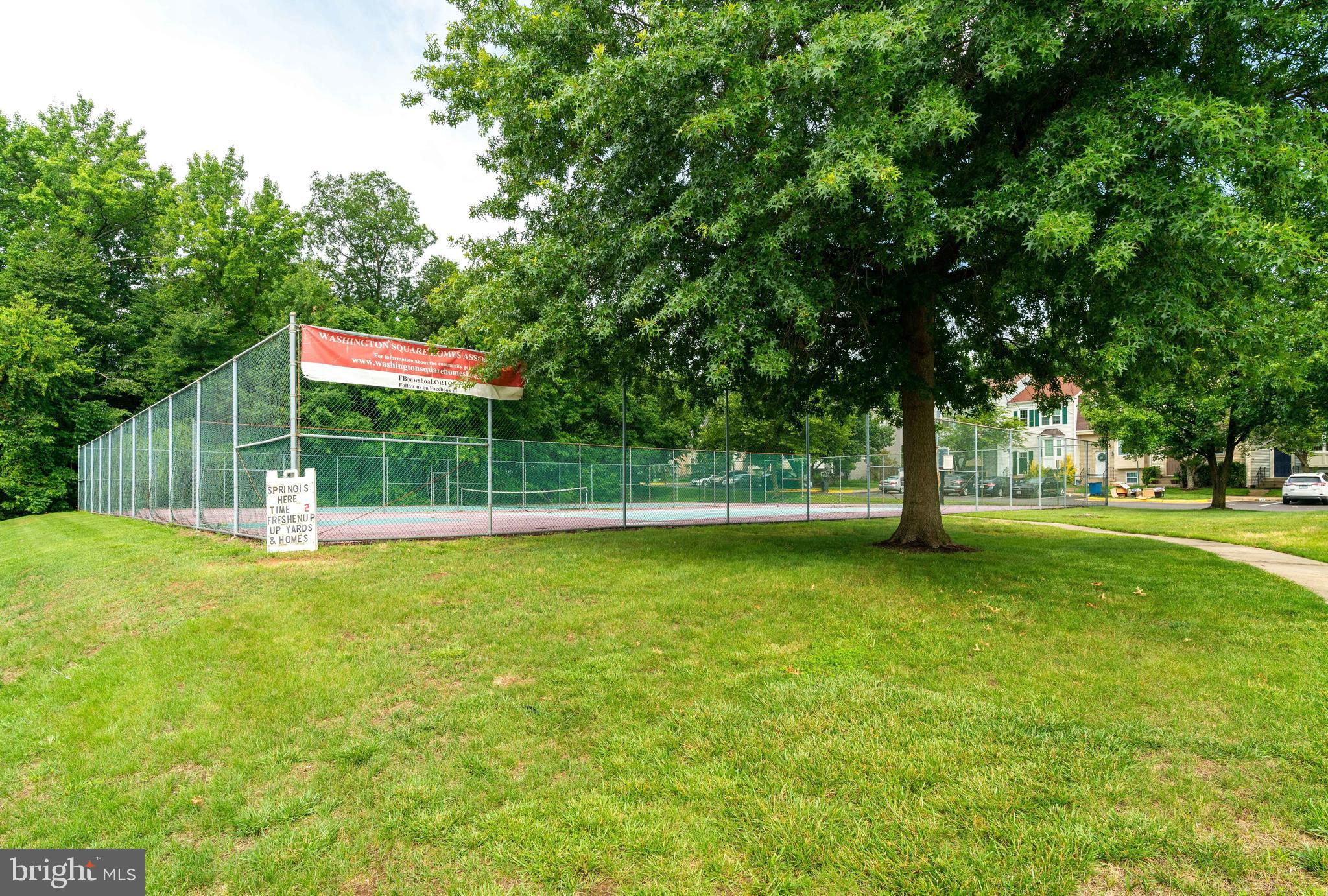 WASHINGTON SQUARE - Residential
