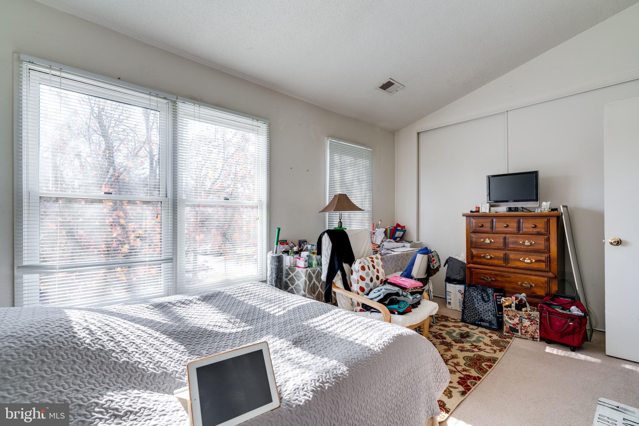 WASHINGTON SQUARE - Residential