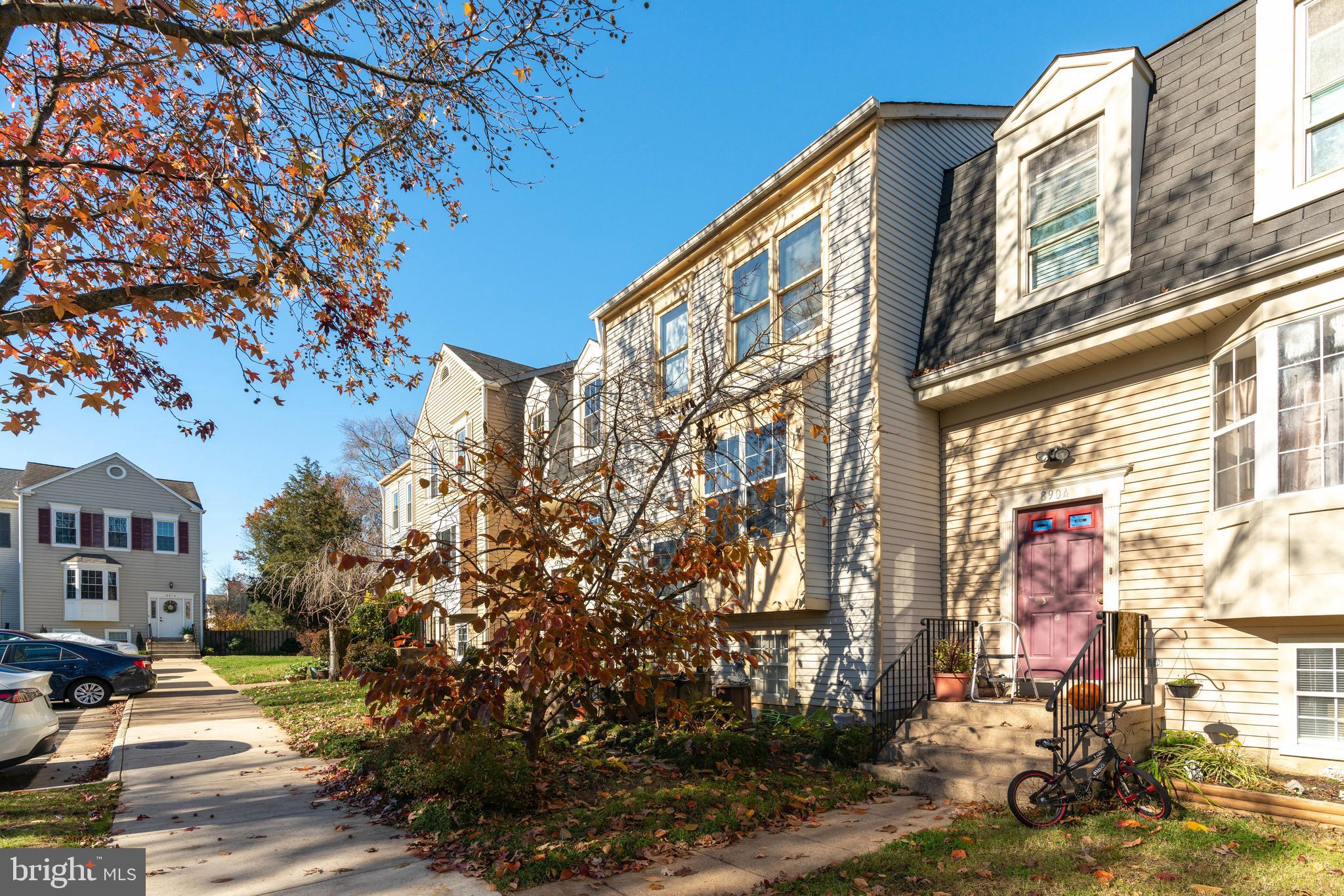 WASHINGTON SQUARE - Residential