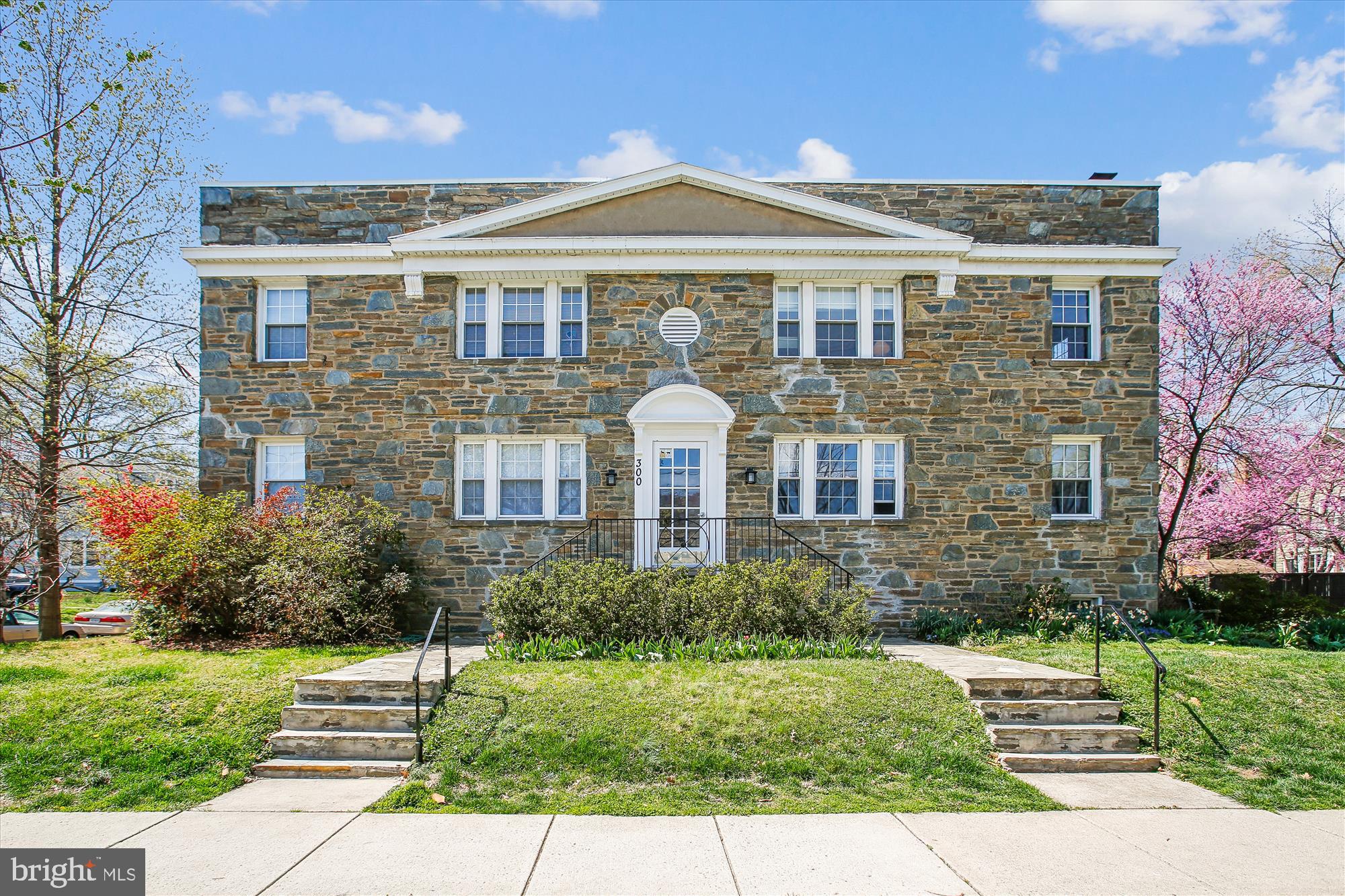 ROSEMONT - Residential