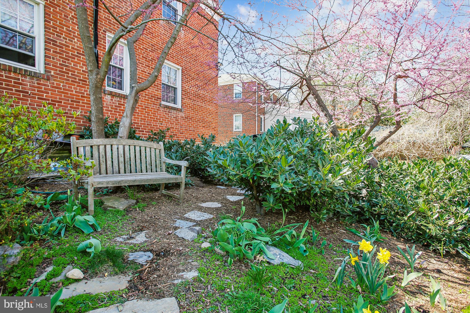 ROSEMONT - Residential