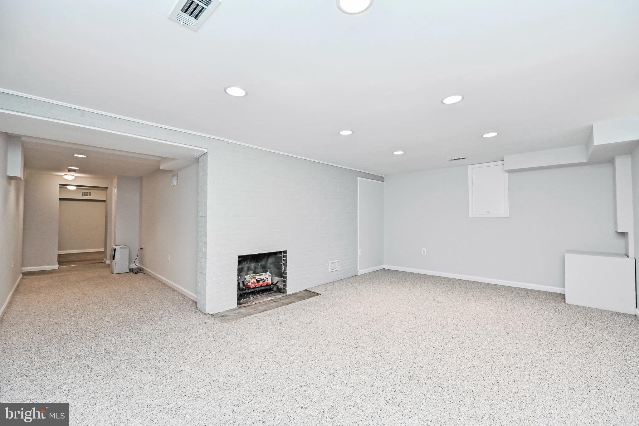 MT VERNON TERRACE - Residential Lease