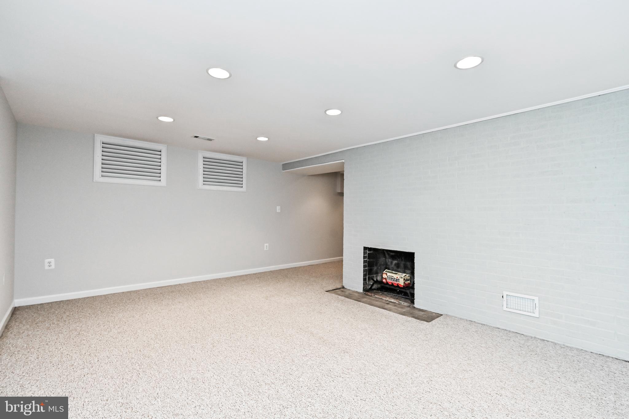 MT VERNON TERRACE - Residential Lease