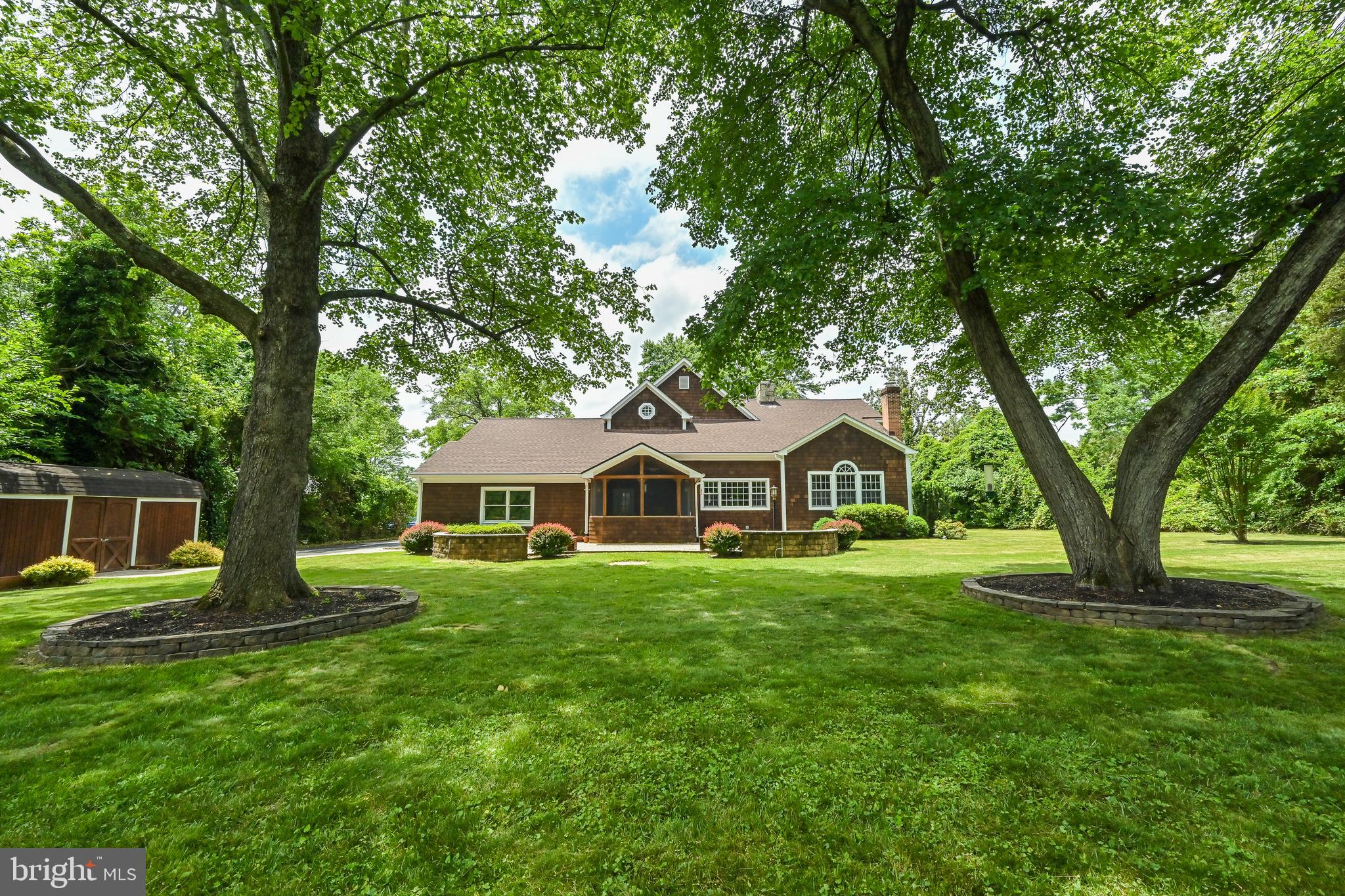 MT VERNON TERRACE - Residential Lease