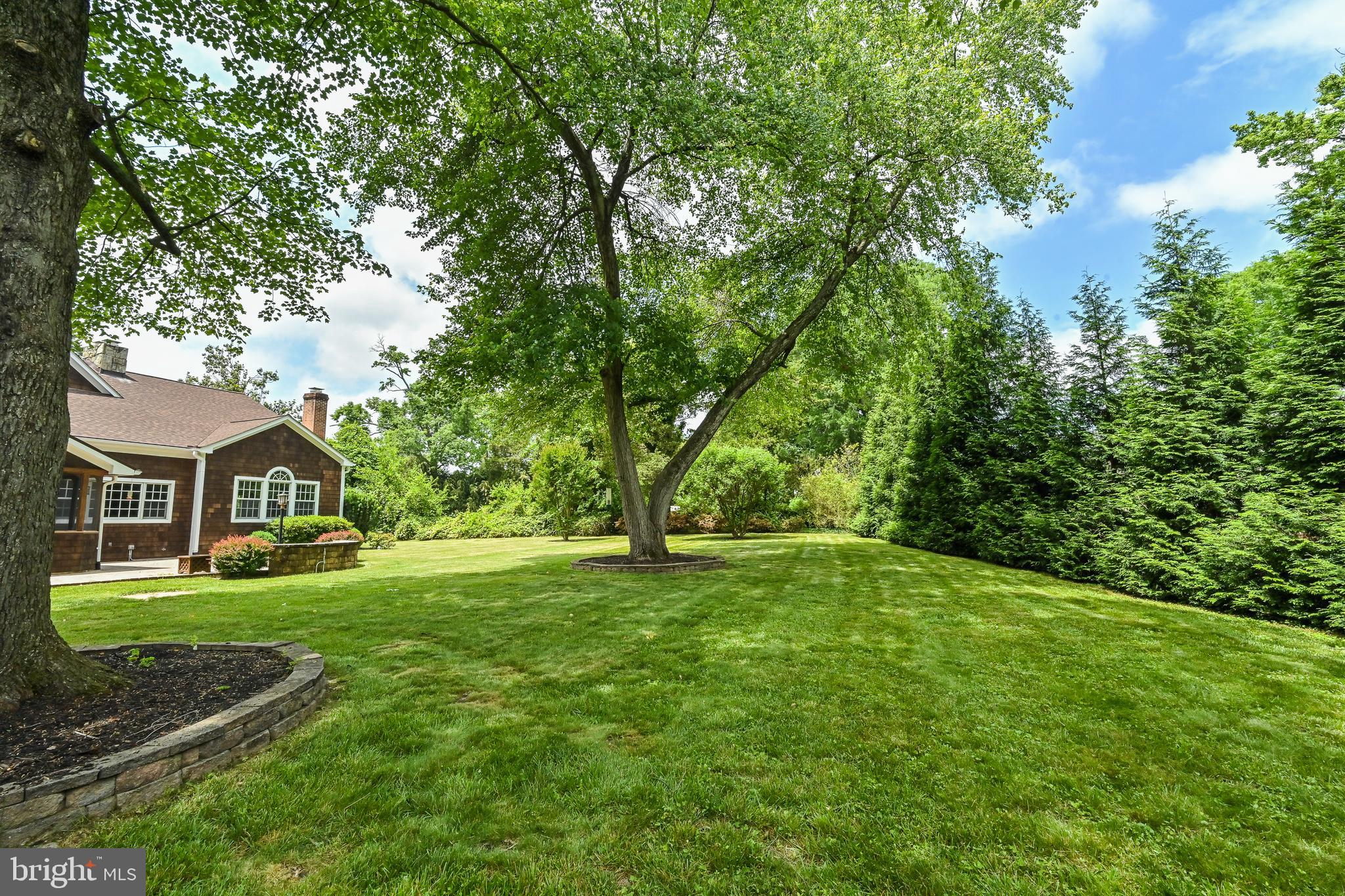 MT VERNON TERRACE - Residential Lease