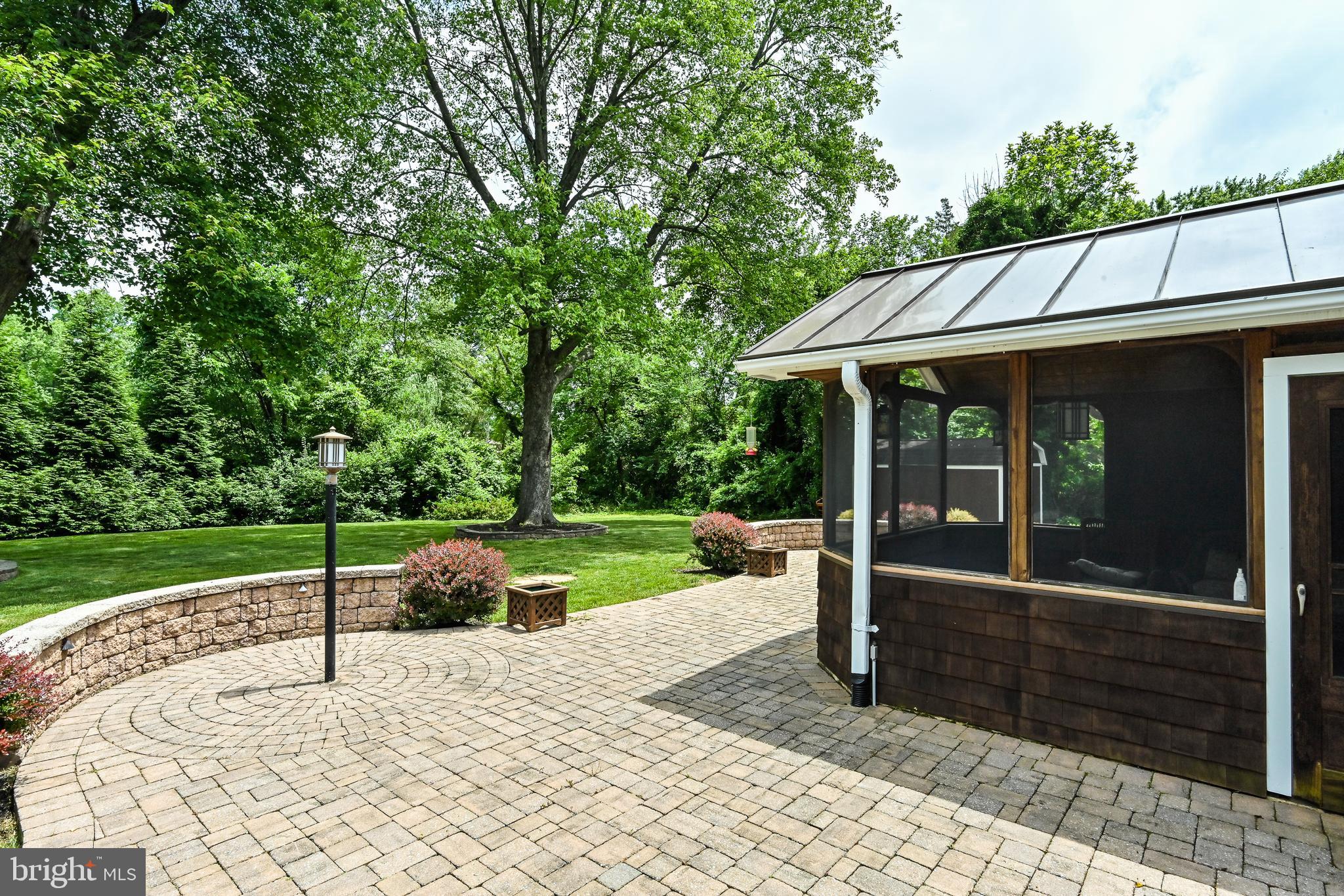 MT VERNON TERRACE - Residential Lease